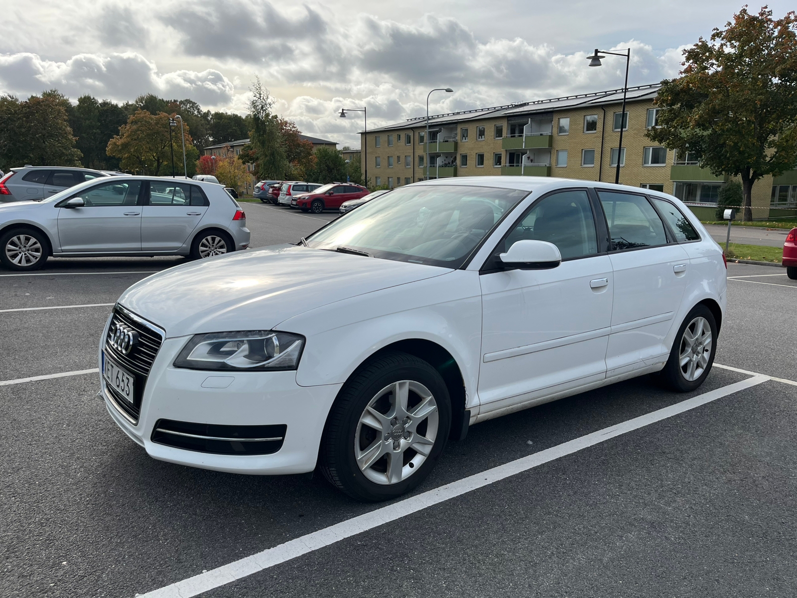 Audi A3 Sportback 1.6 TDI Manuell 2013, bild 2/8