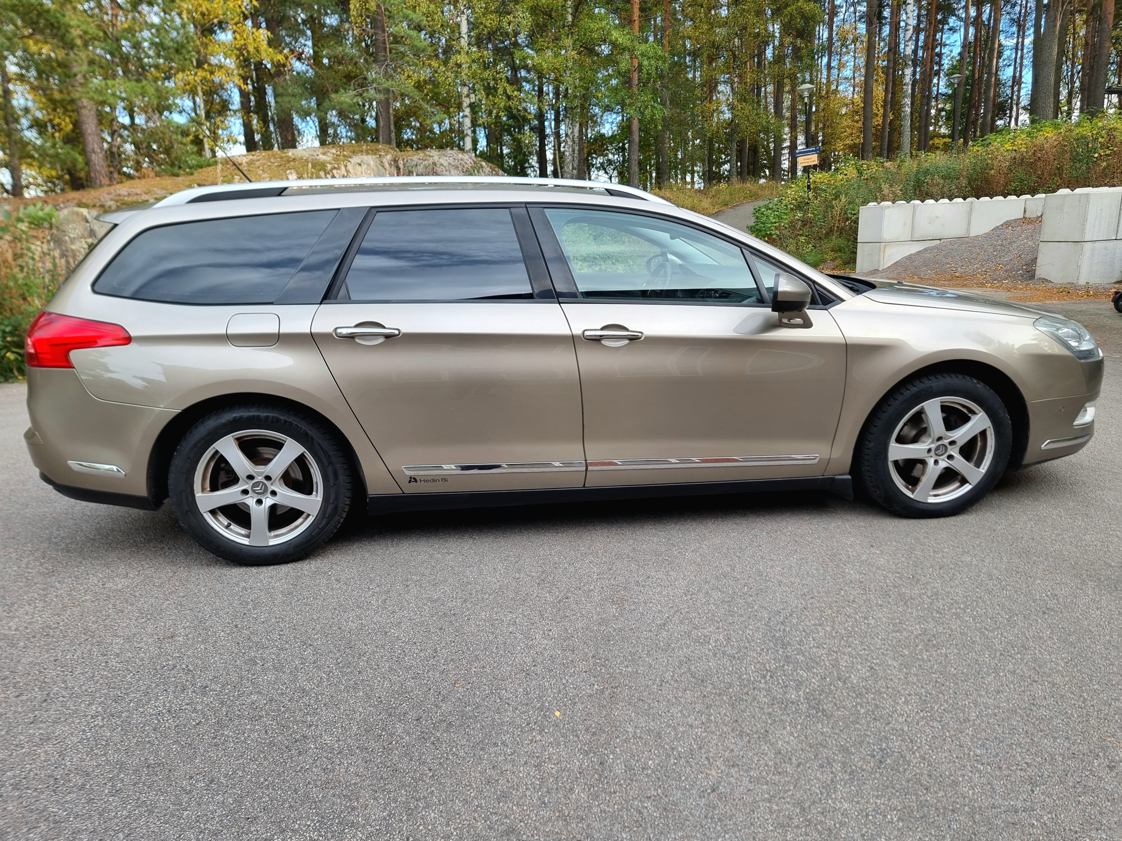 Citroen C5 Tourer 2.0 HDiF Manuell 2010, bild 7/10