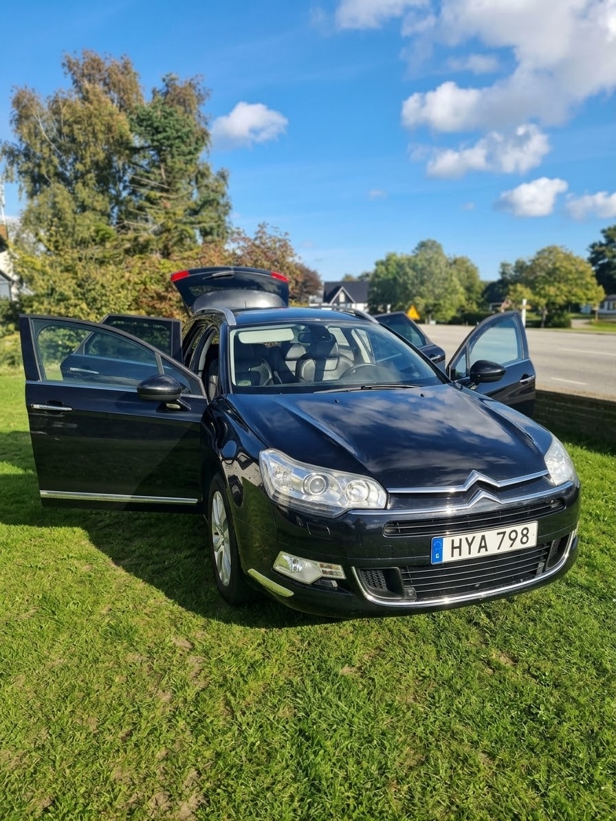Citroen C5 Tourer 2.2 HDi Automatisk 2013, photo 2/10