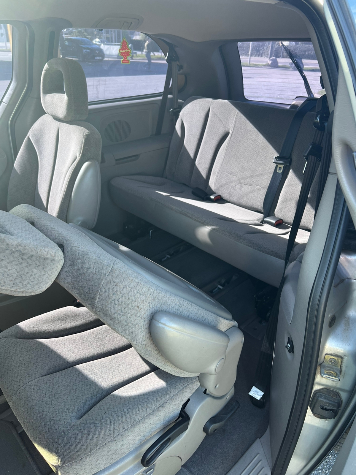 Chrysler Grand Voyager 3.3 V6 Automatisk 2003, bild 6/8