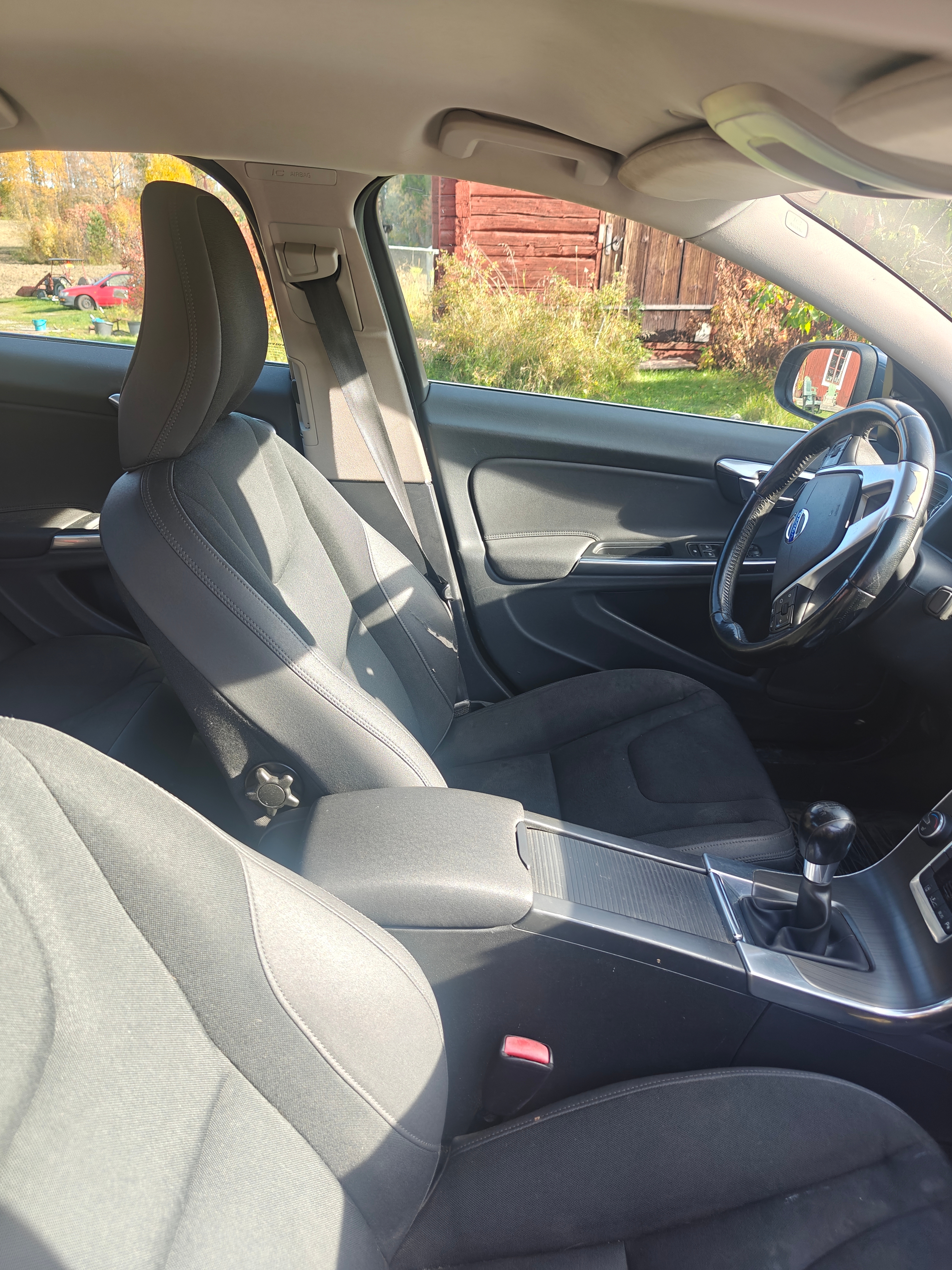 Volvo S60 D3 Manuell 2011, photo 7/8