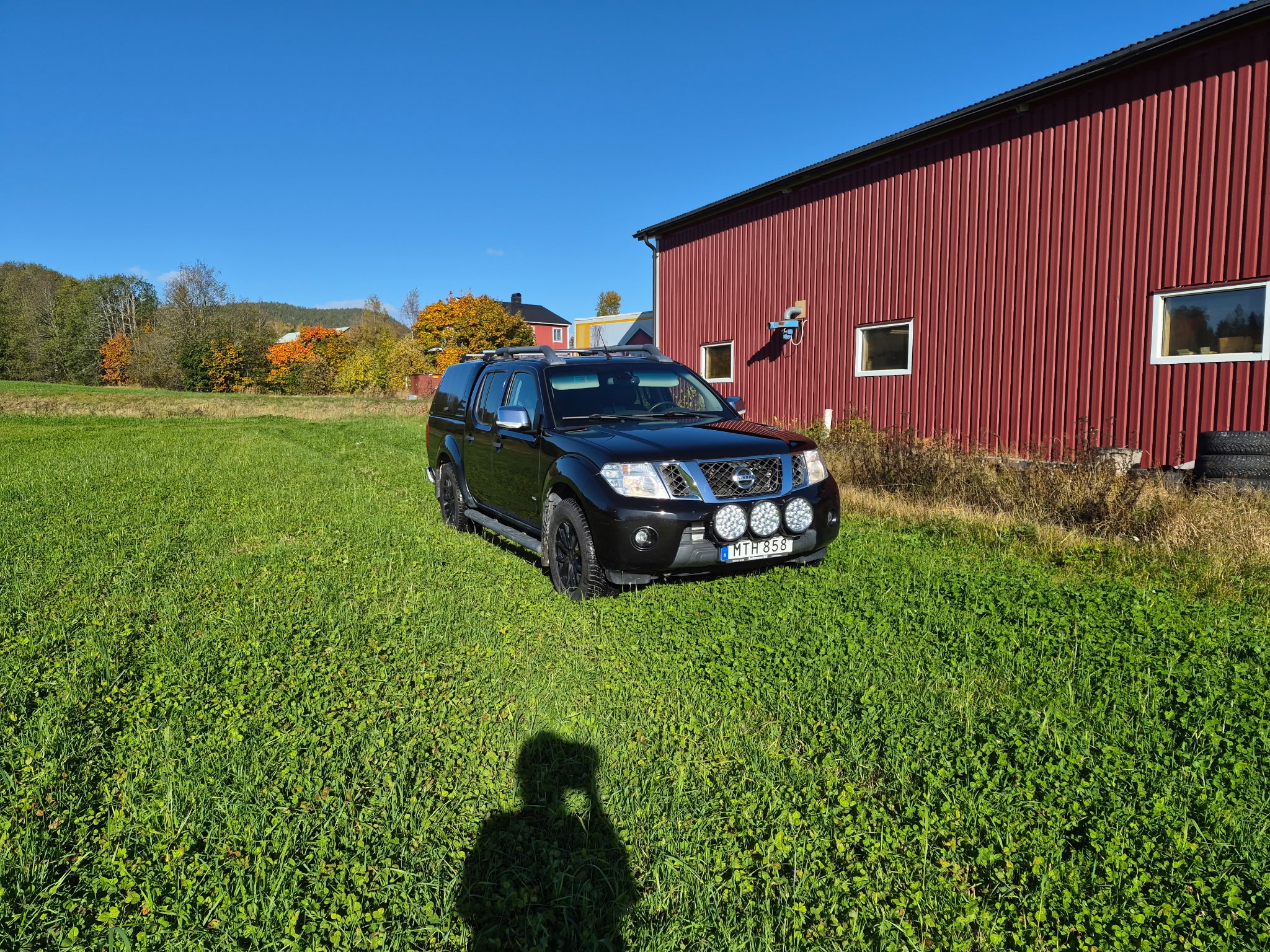 Nissan Navara 2015, photo 5/9