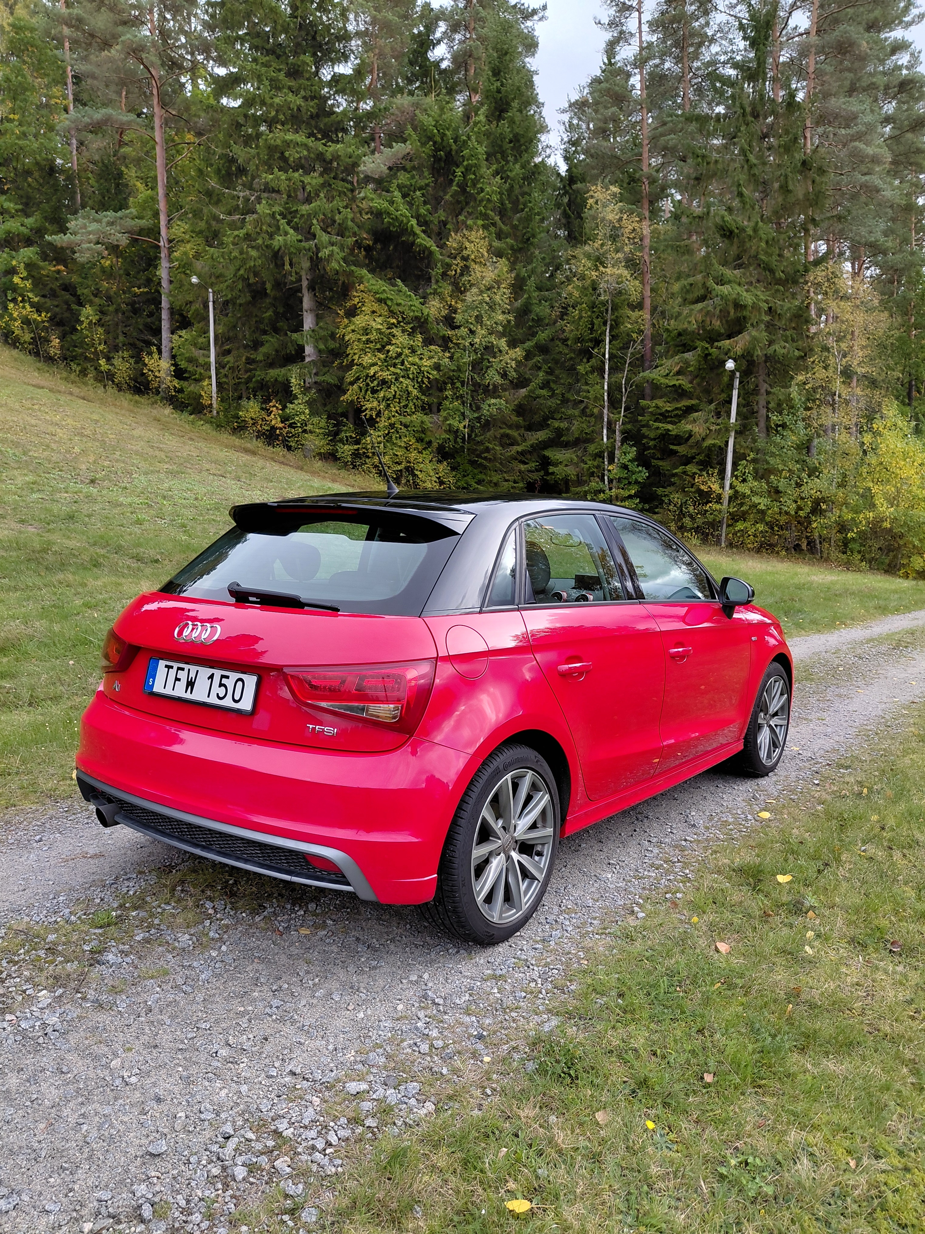 Audi A1 Sportback 1.2 TFSI Manuell 2014, photo 2/5