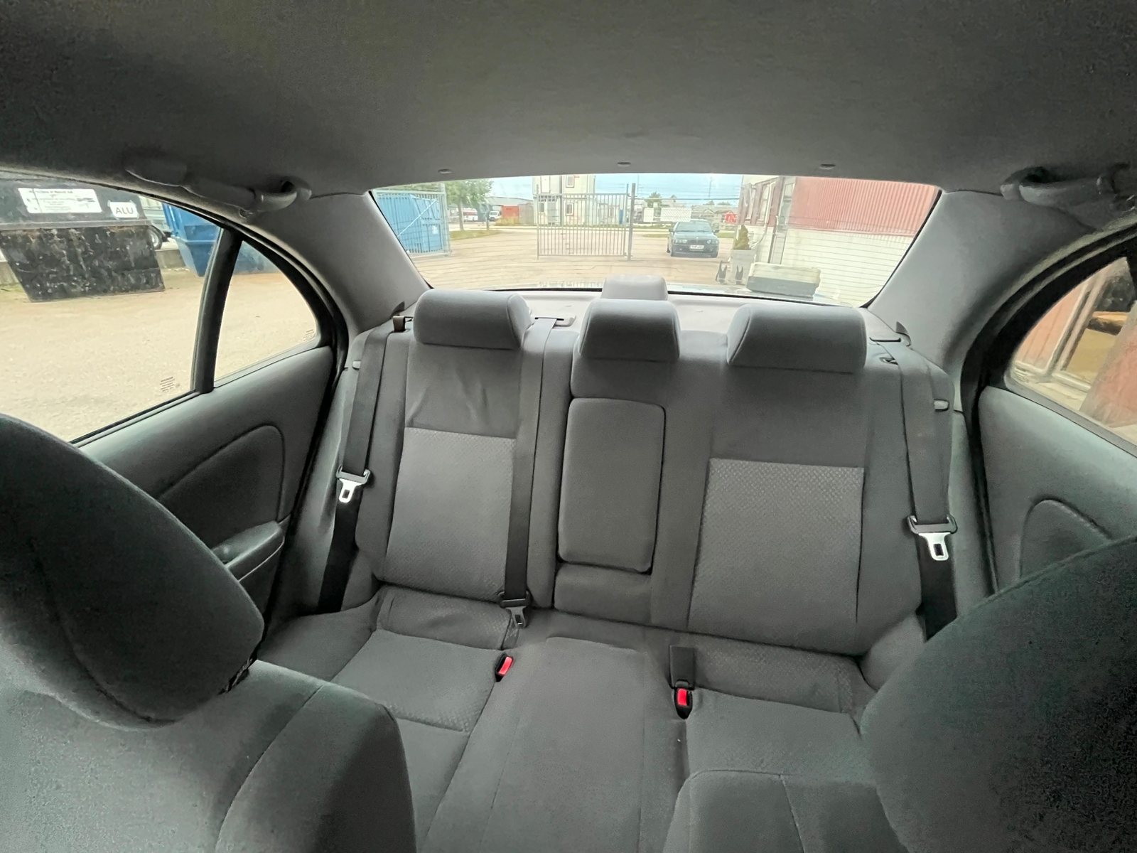Nissan Almera Sedan 1.8 Manuell 2003, photo 5/6