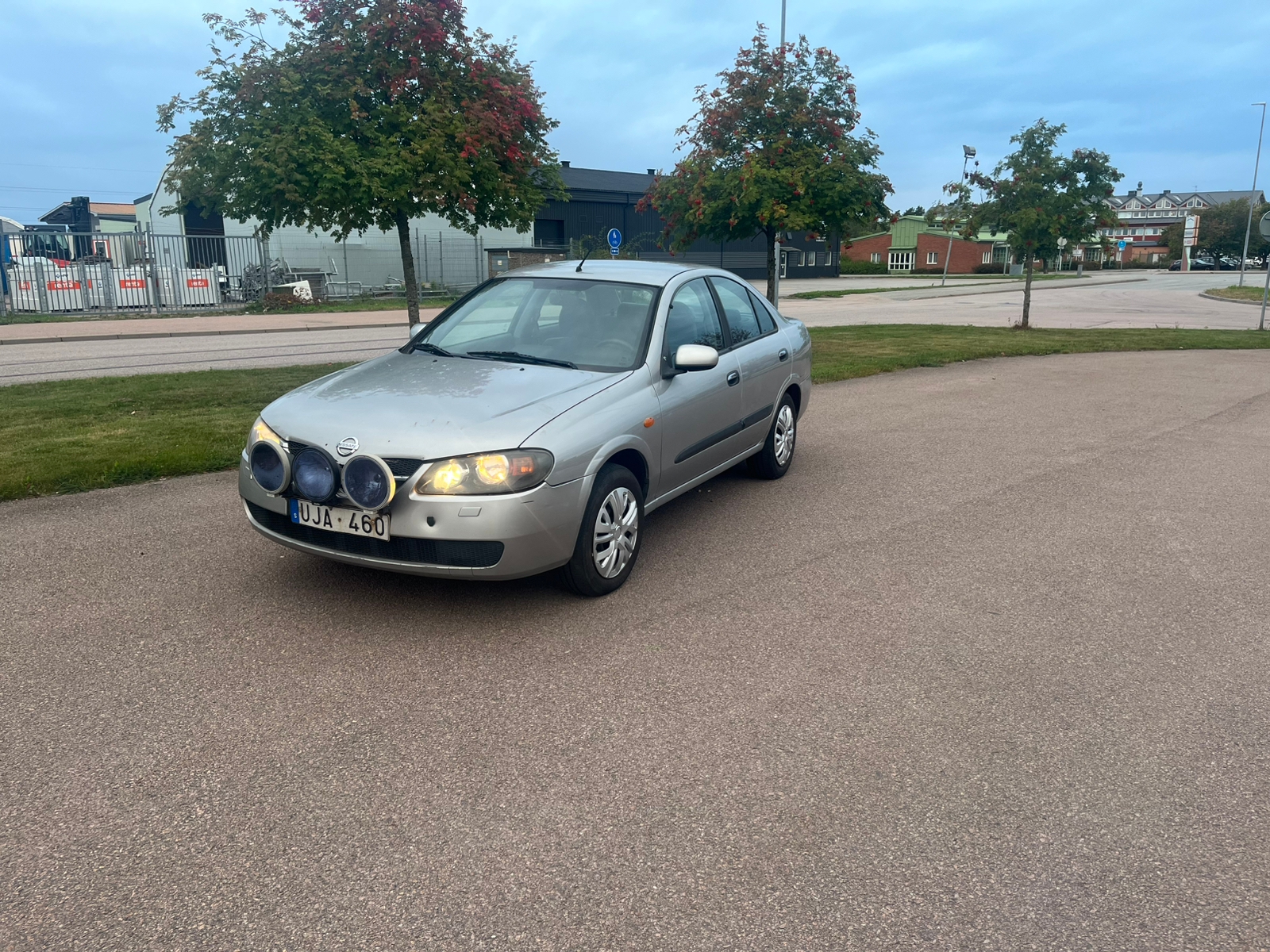 Nissan Almera Sedan 1.8 Manuell 2003, photo 4/6