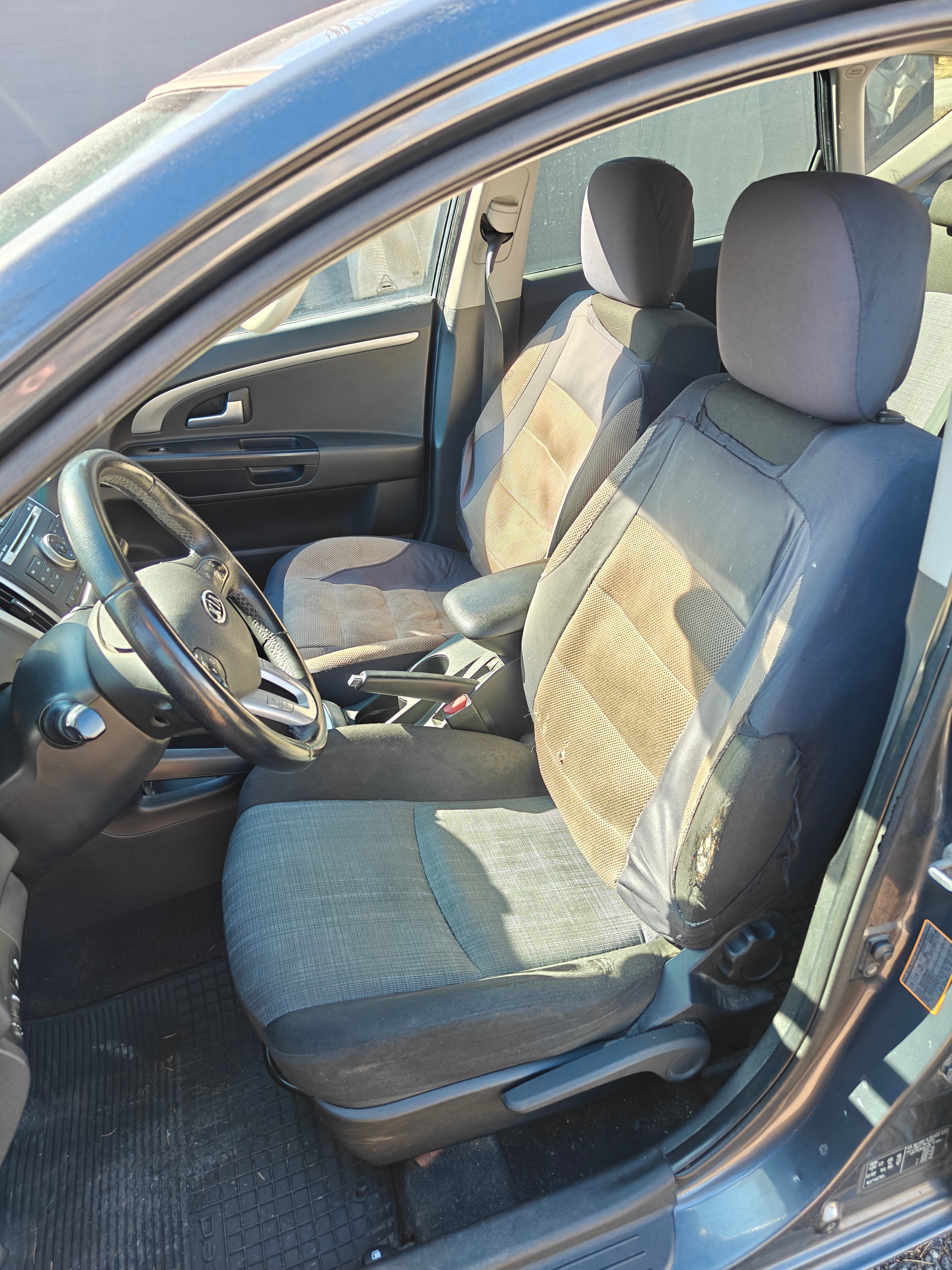 Kia Ceed _sw 1.6 CRDi Manuell 2011, photo 4/10