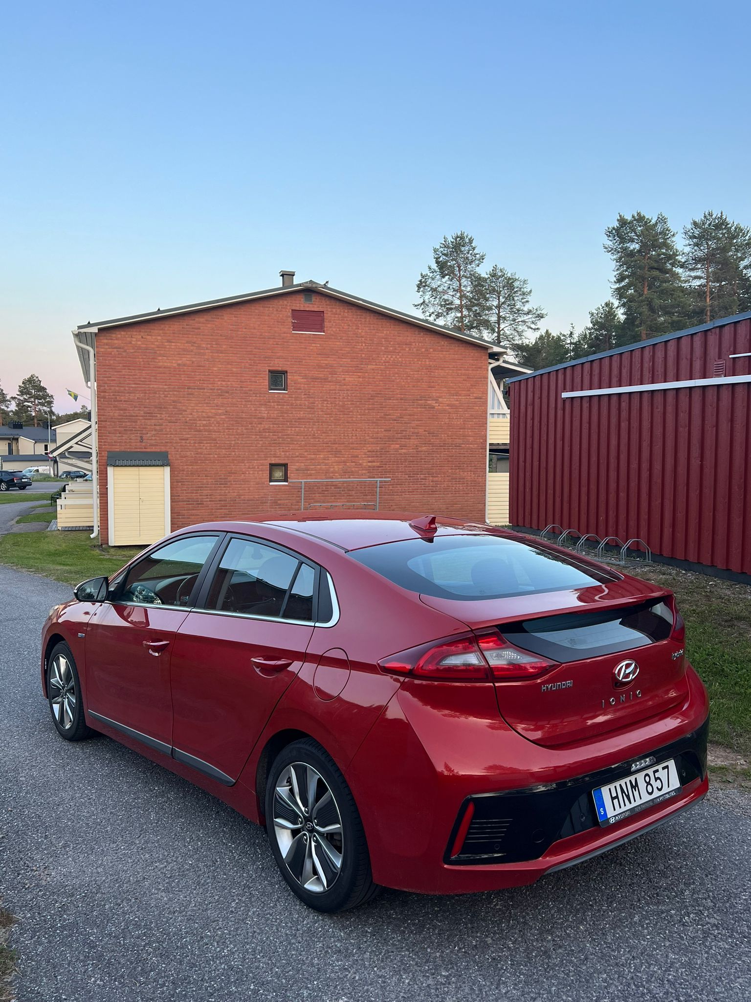 Hyundai Ioniq Hybrid 1.6 DCT 141hk 2017, photo 4/5