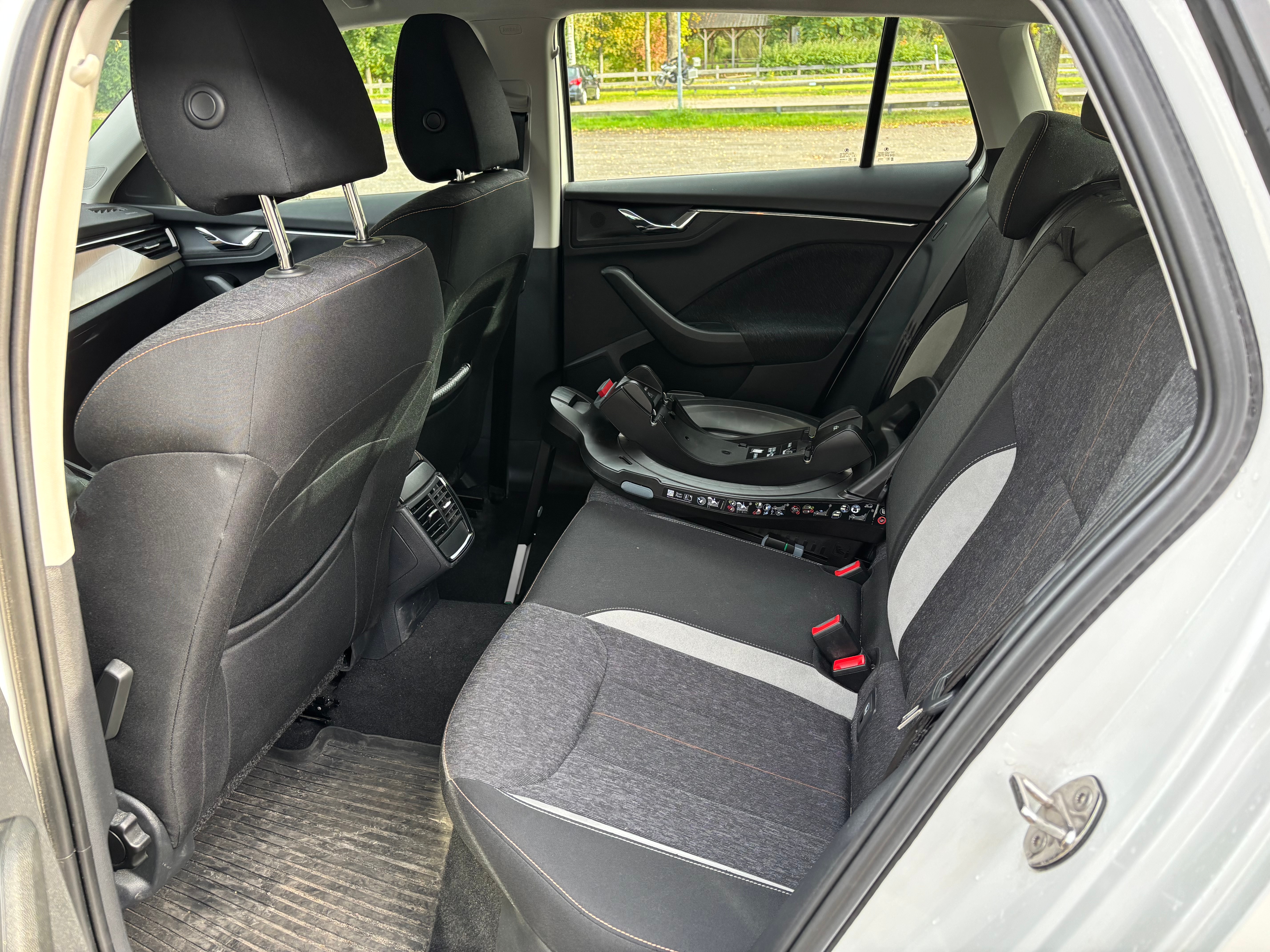 Skoda Scala 1.0 TSI Manuell 2022, kuva 6/9