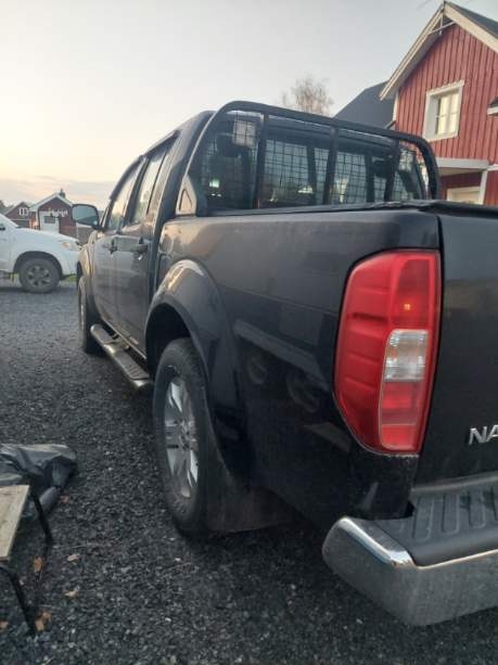 Nissan Navara 2006, kuva 3/4