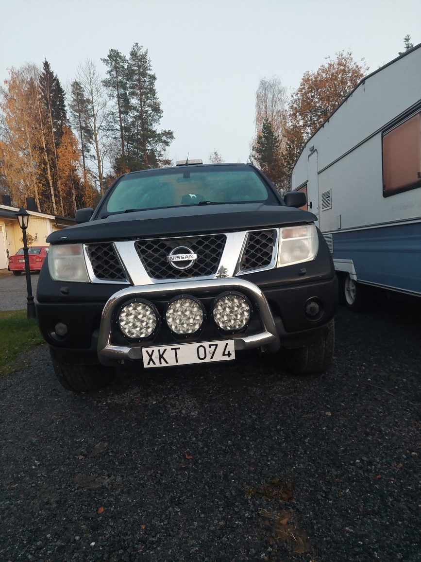 Nissan Navara 2006, kuva 2/4