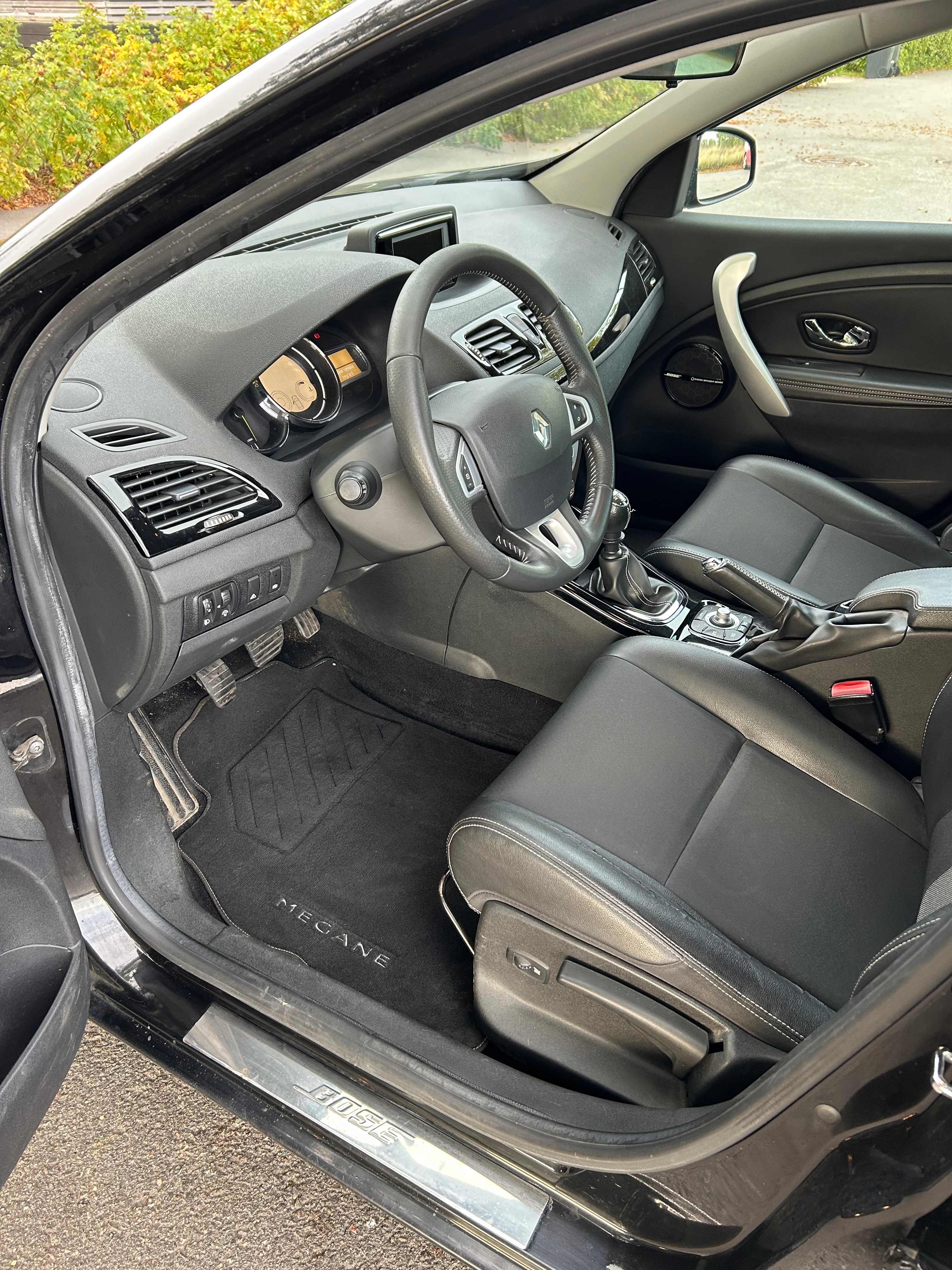 Renault Megane 2012, photo 4/9