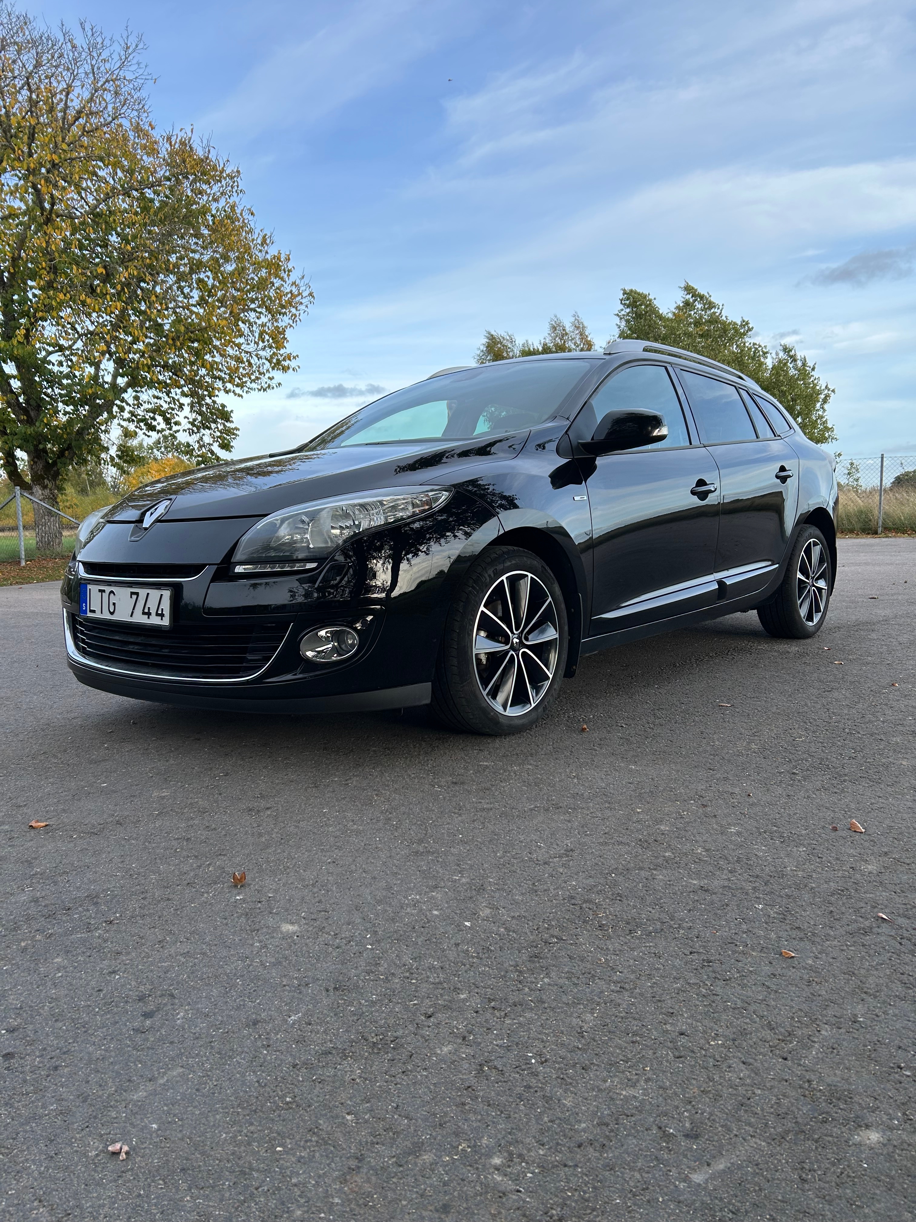 Renault Megane 2012, photo 2/9