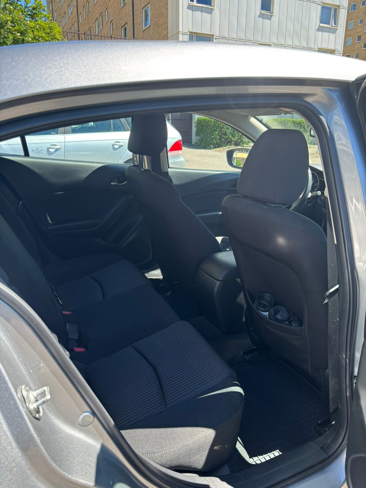 Mazda 3 Sedan 2.2 SKYACTIV-D Manuell 2014, bild 5/7