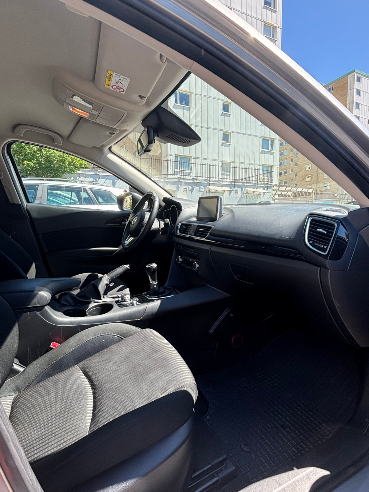 Mazda 3 Sedan 2.2 SKYACTIV-D Manuell 2014, bild 4/7