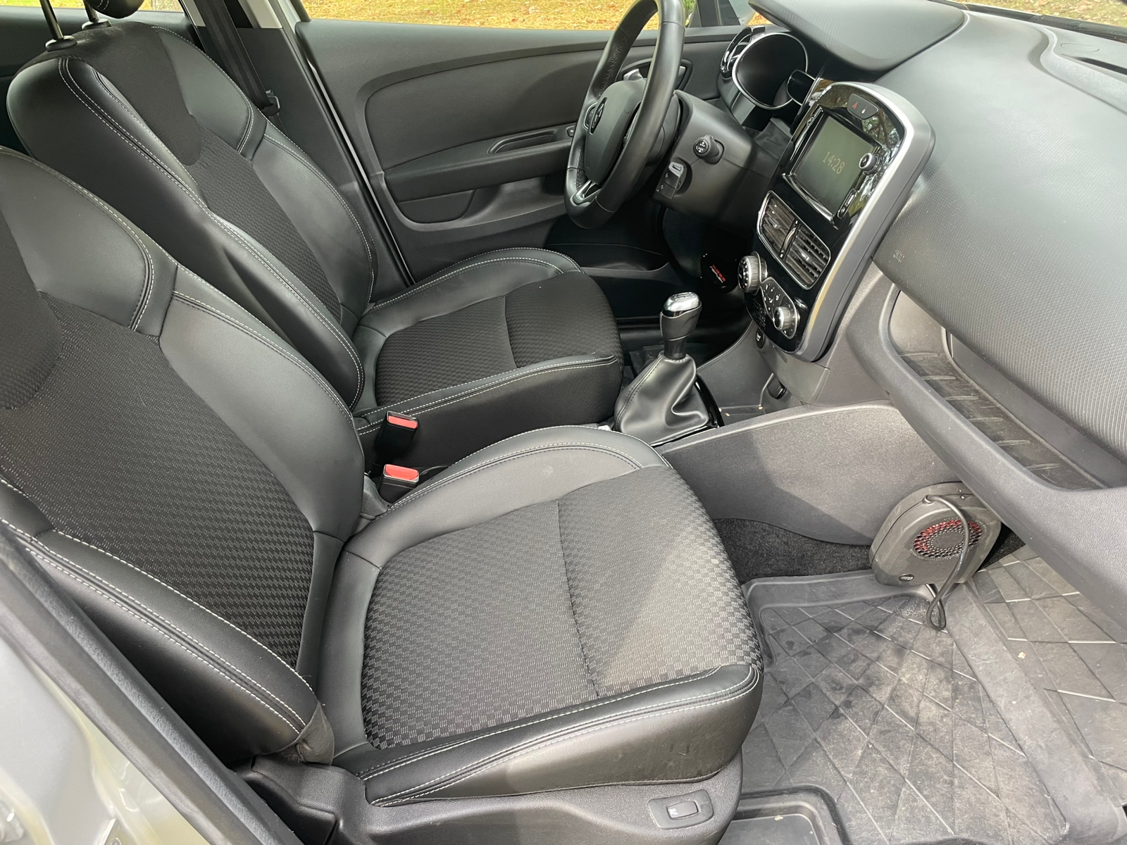 Renault Clio 2019, bild 6/10