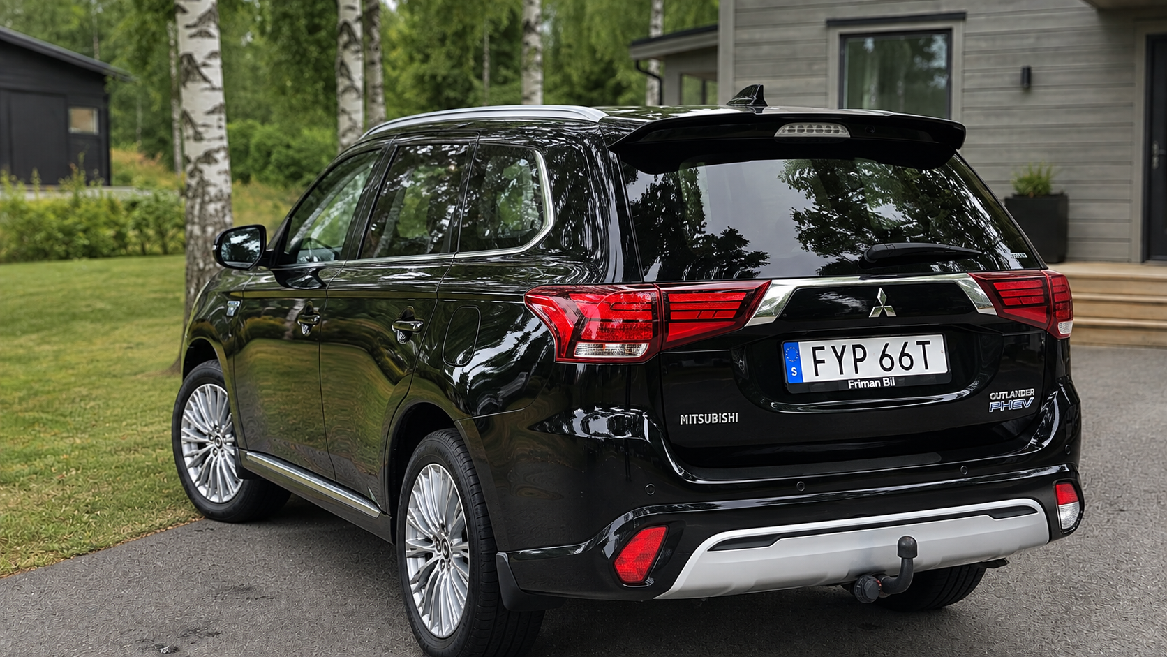 Mitsubishi Outlander PHEV CVT 2019, kuva 2/10