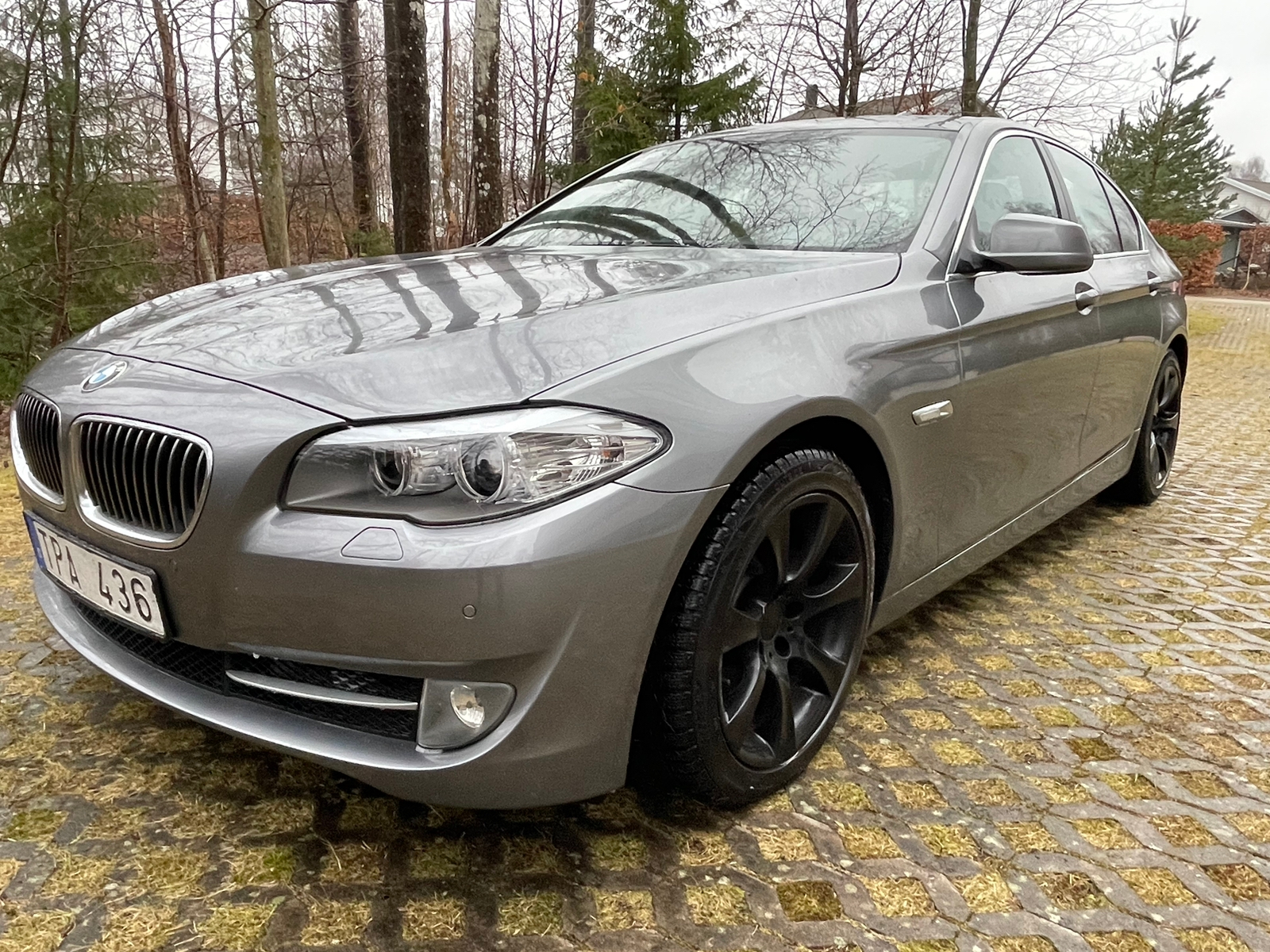 BMW 523