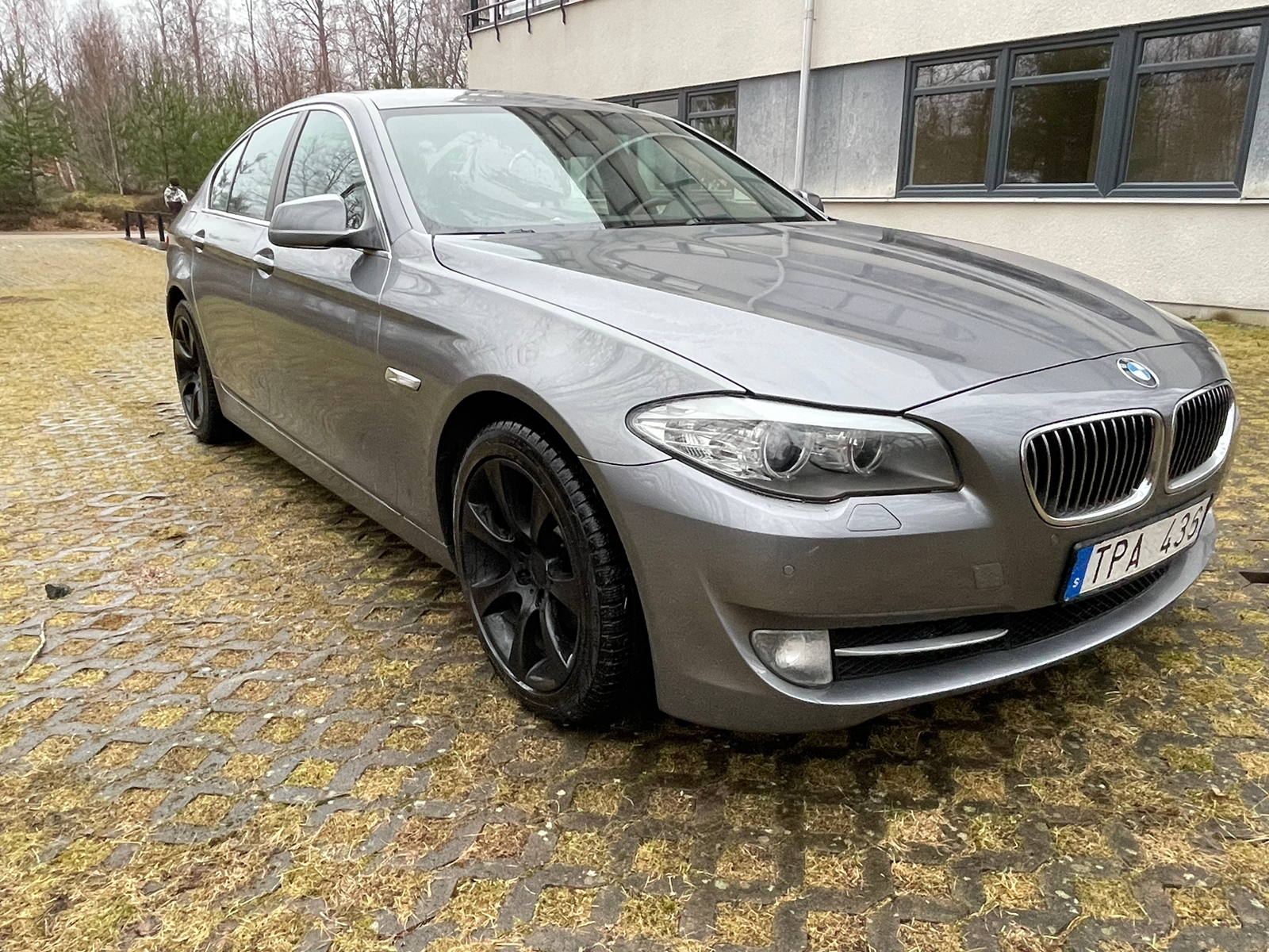 BMW 523 i Sedan Steptronic 2010, bild 2/7