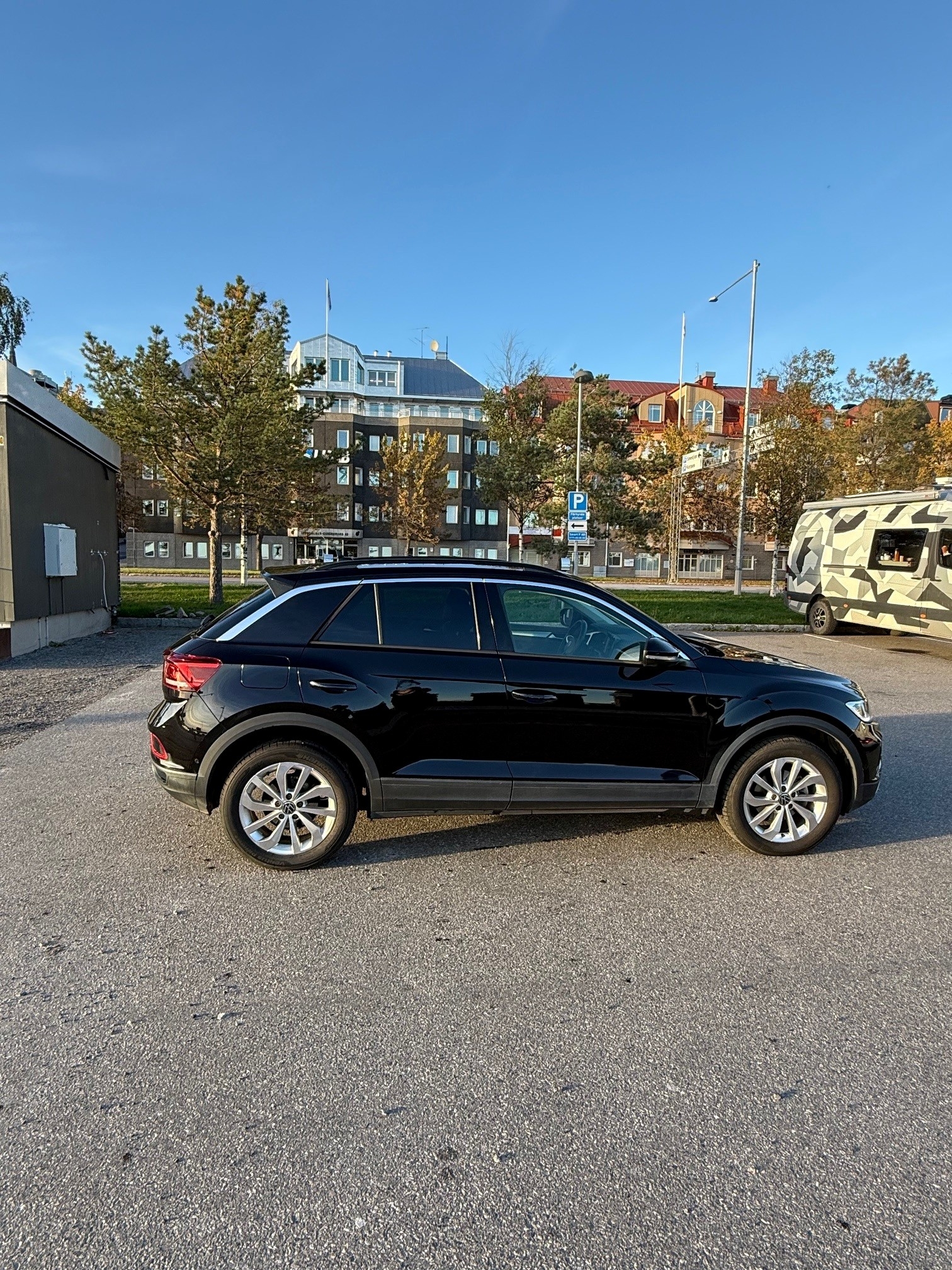 Volkswagen T-Roc 2025, bild 2/6
