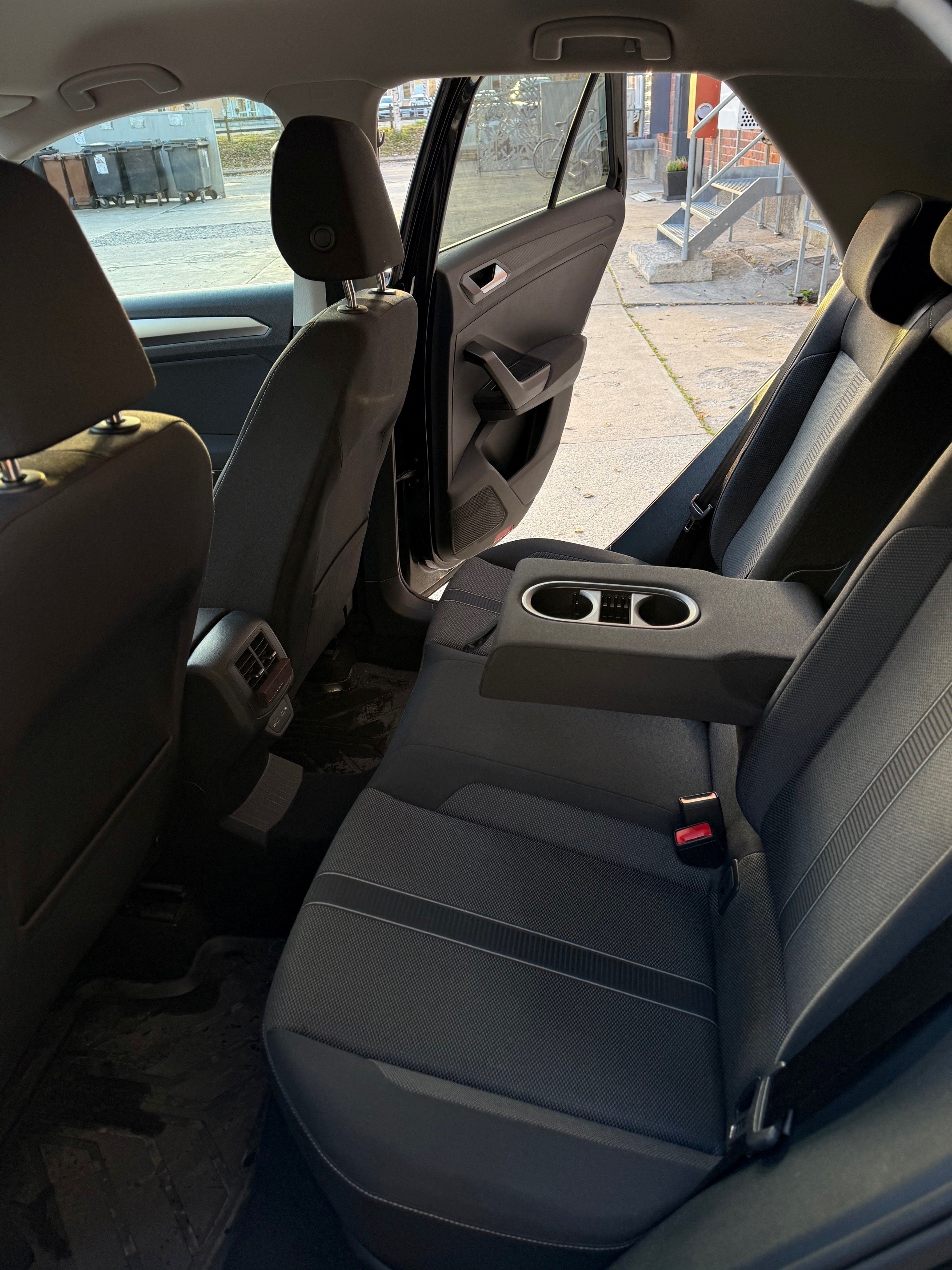 Volkswagen T-Roc 2025, bild 5/6