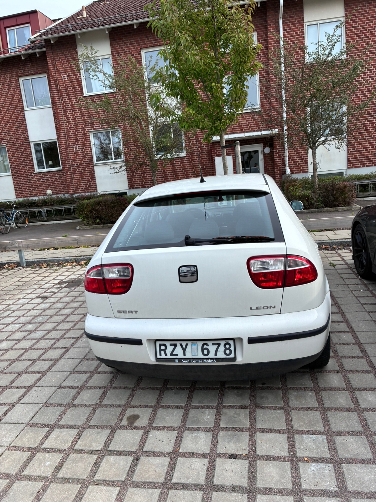 Seat Leon 1.6 Manuell 2001, bild 4/4