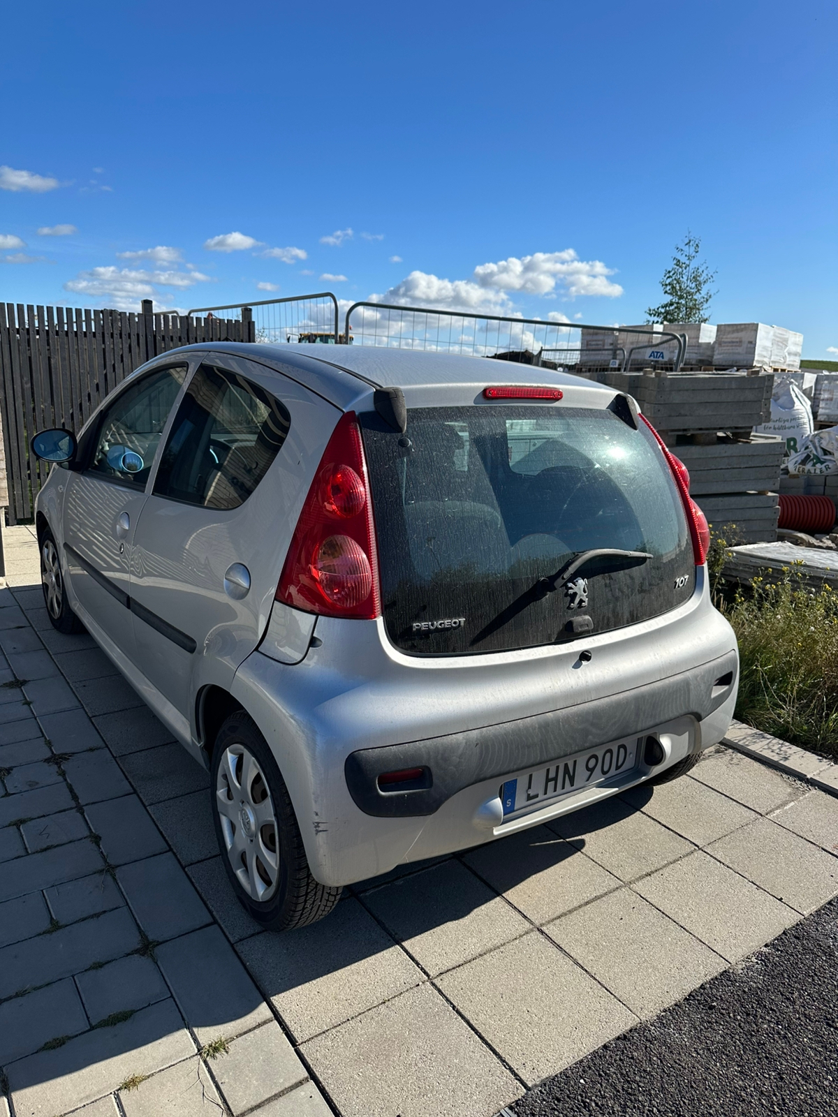 Peugeot 107 5-dörrar 1.0 Manuell 2011, kuva 2/10