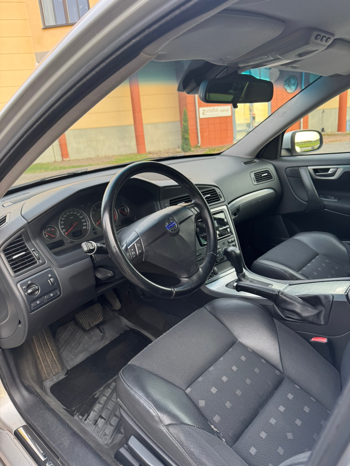 Volvo S60 2.5T Geartronic 2007, photo 6/7