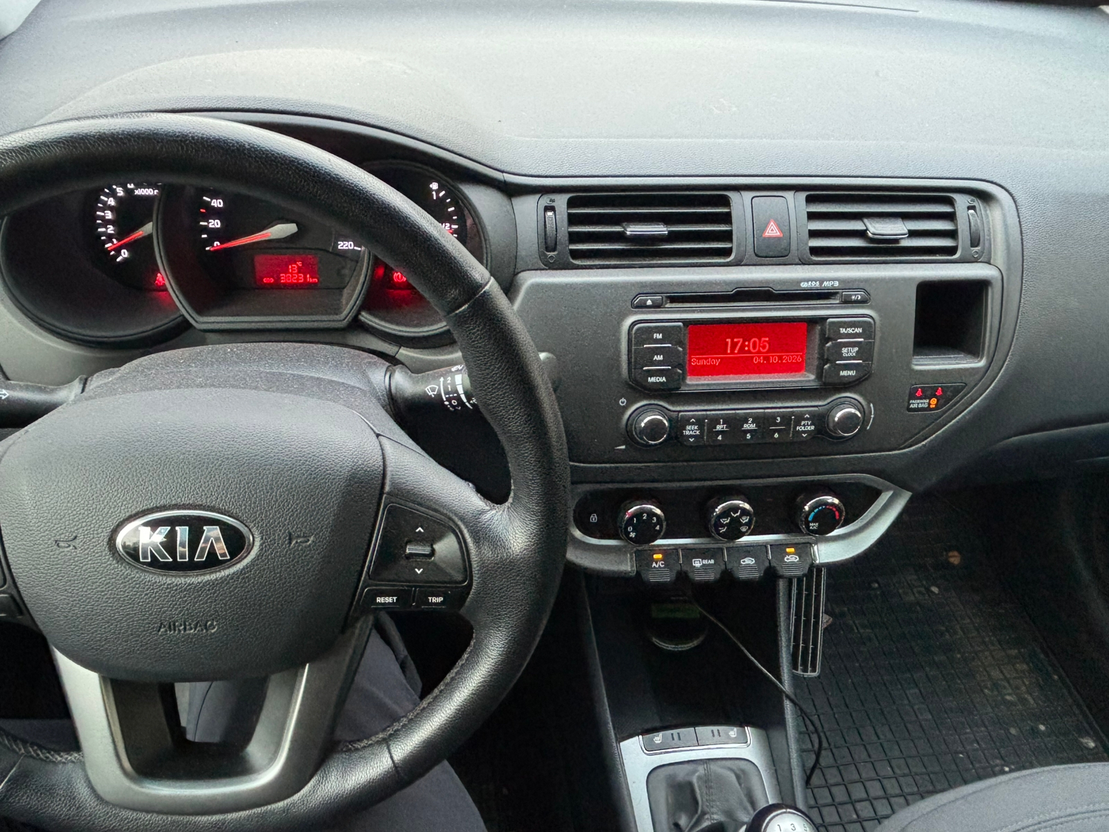 Kia Rio 5-dörrar 1.2 CVVT Manuell 2013, kuva 3/5