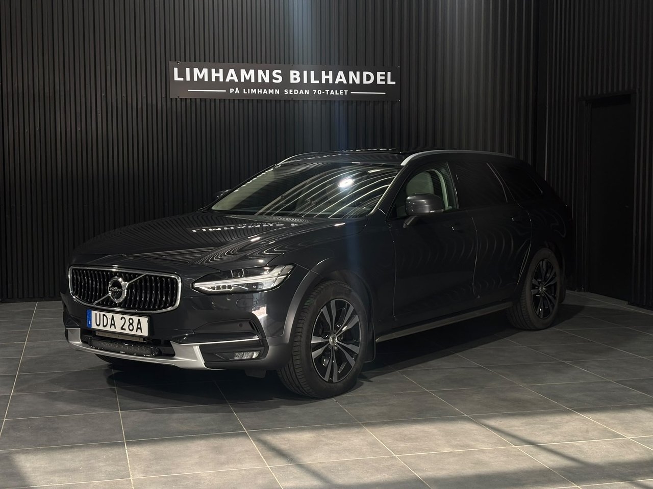 Volvo V90 Cross Country