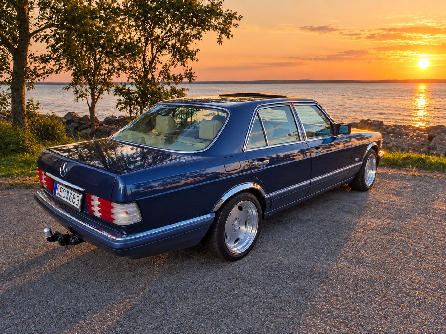 Mercedes-Benz 300
