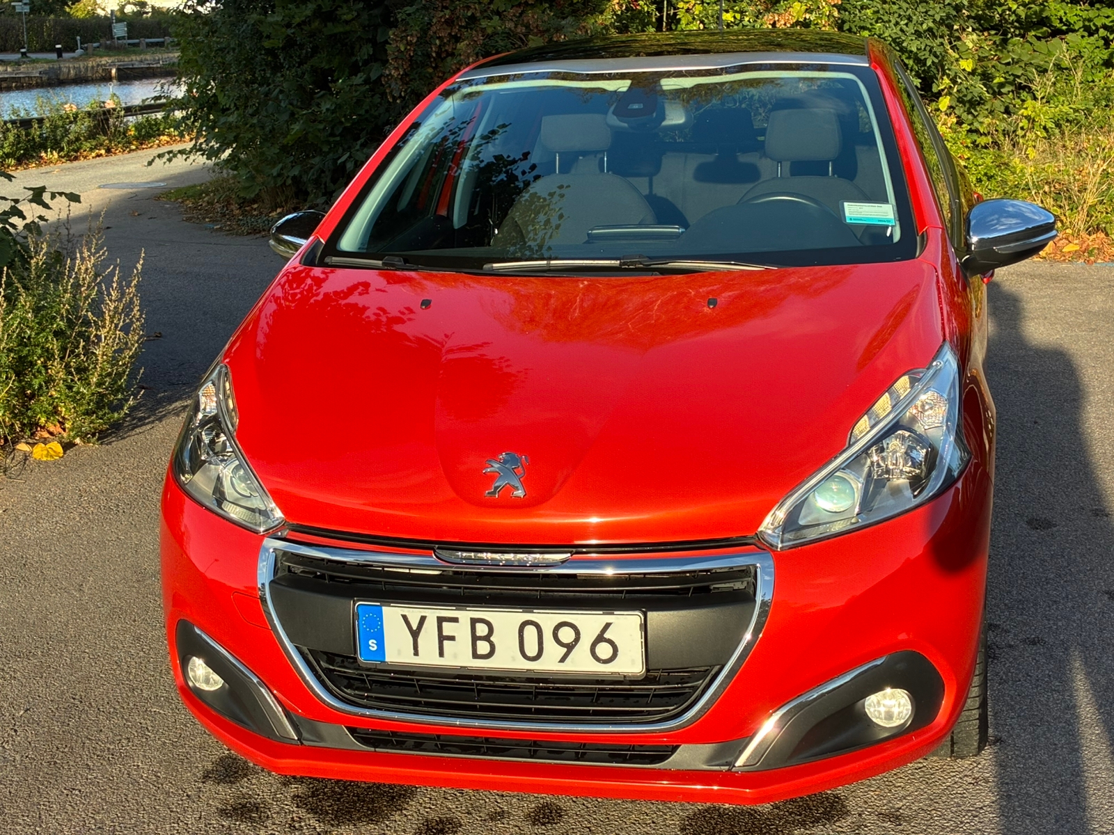 Peugeot 208 2016, kuva 2/7