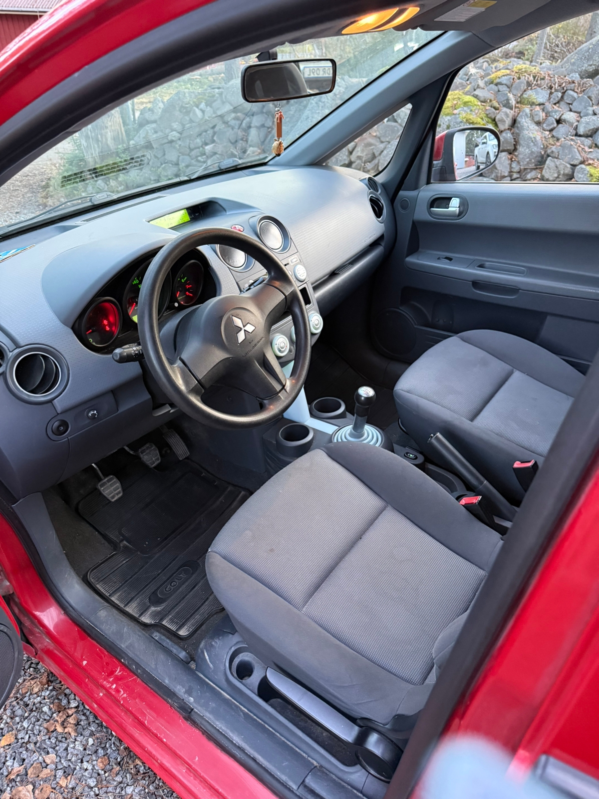 Mitsubishi Colt 1.3 MIVEC Manuell 2007, photo 5/5