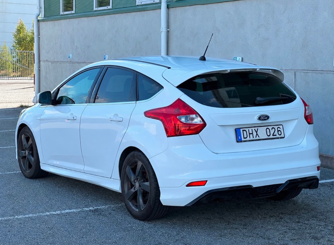 Ford Focus 2013, kuva 4/10
