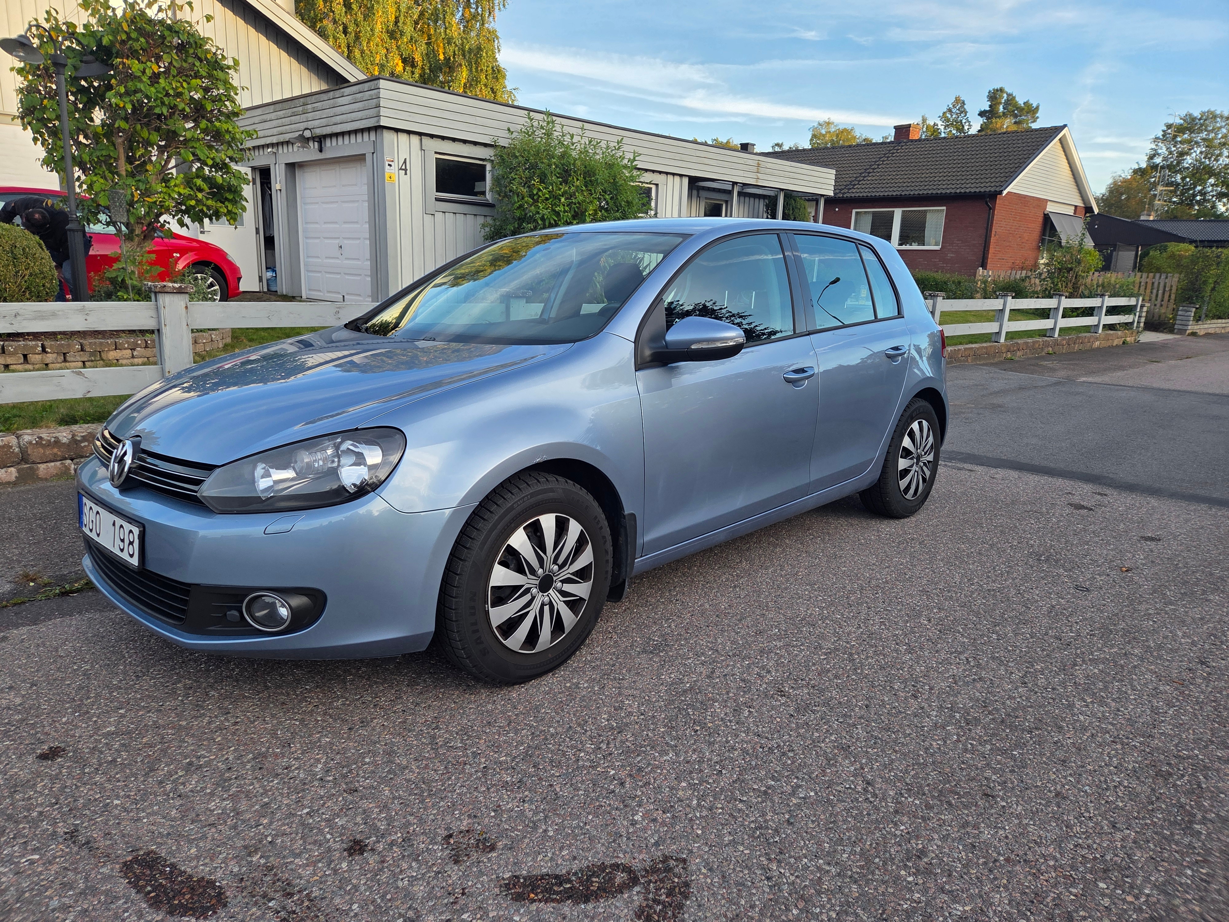 Volkswagen Golf 2012, kuva 2/8