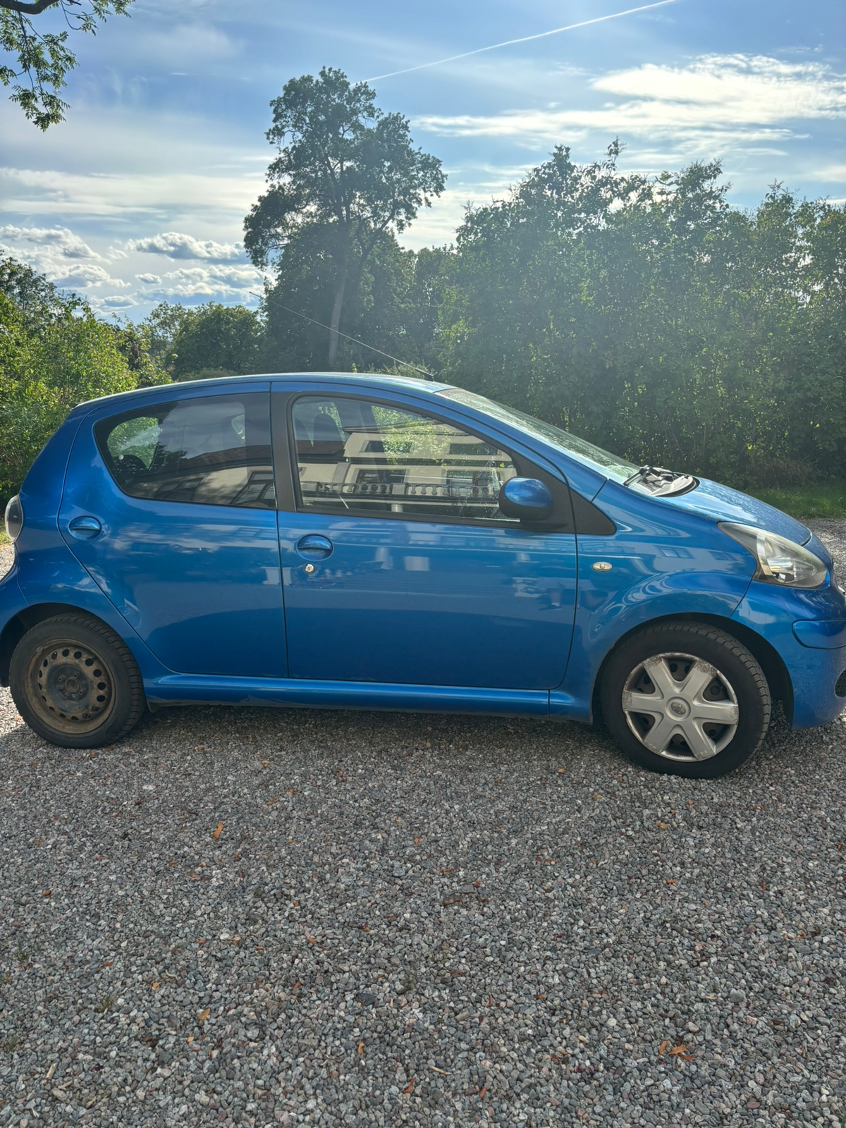 Toyota Aygo 5-dörrar 1.0 VVT-i Manuell 2011, kuva 2/10