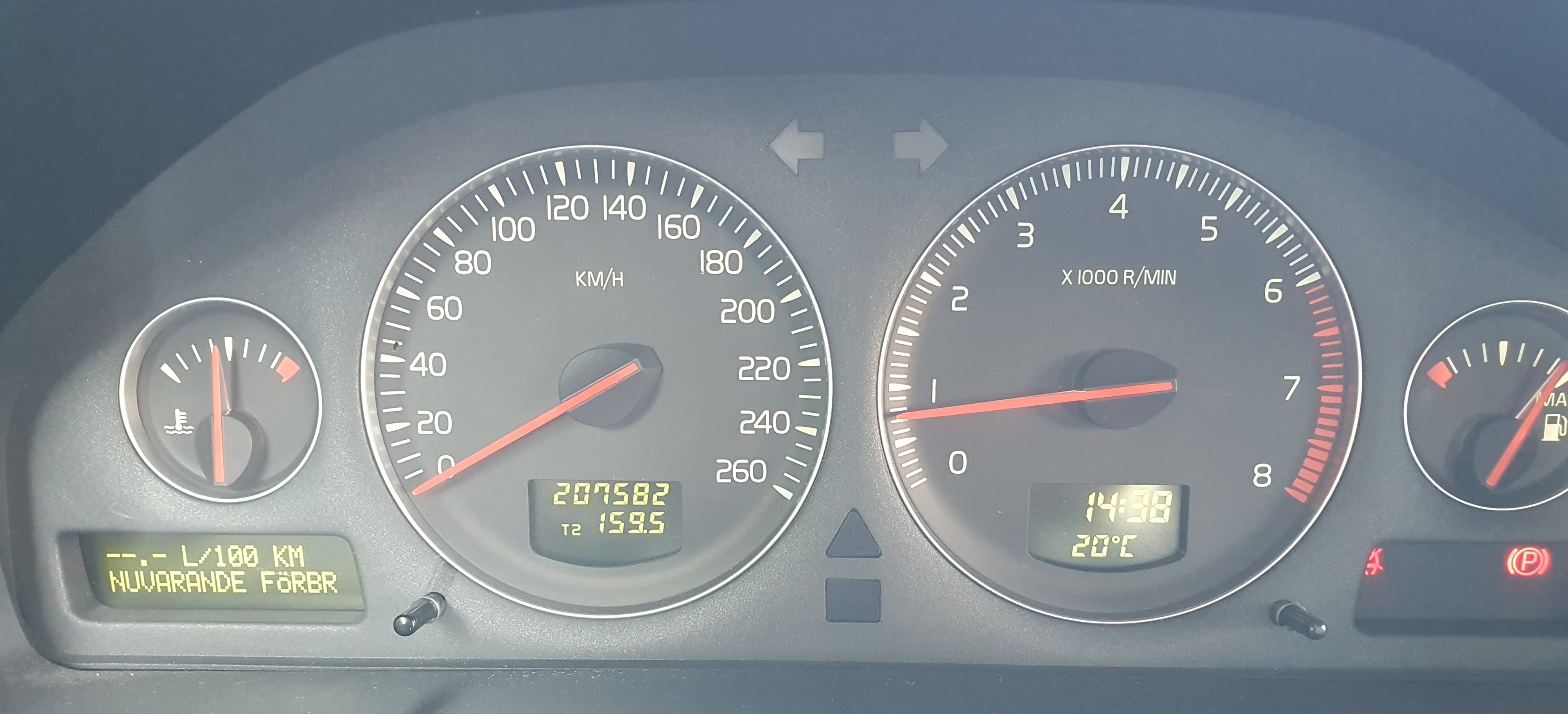 Volvo V70 2.4 Manuell 2007, bild 6/10