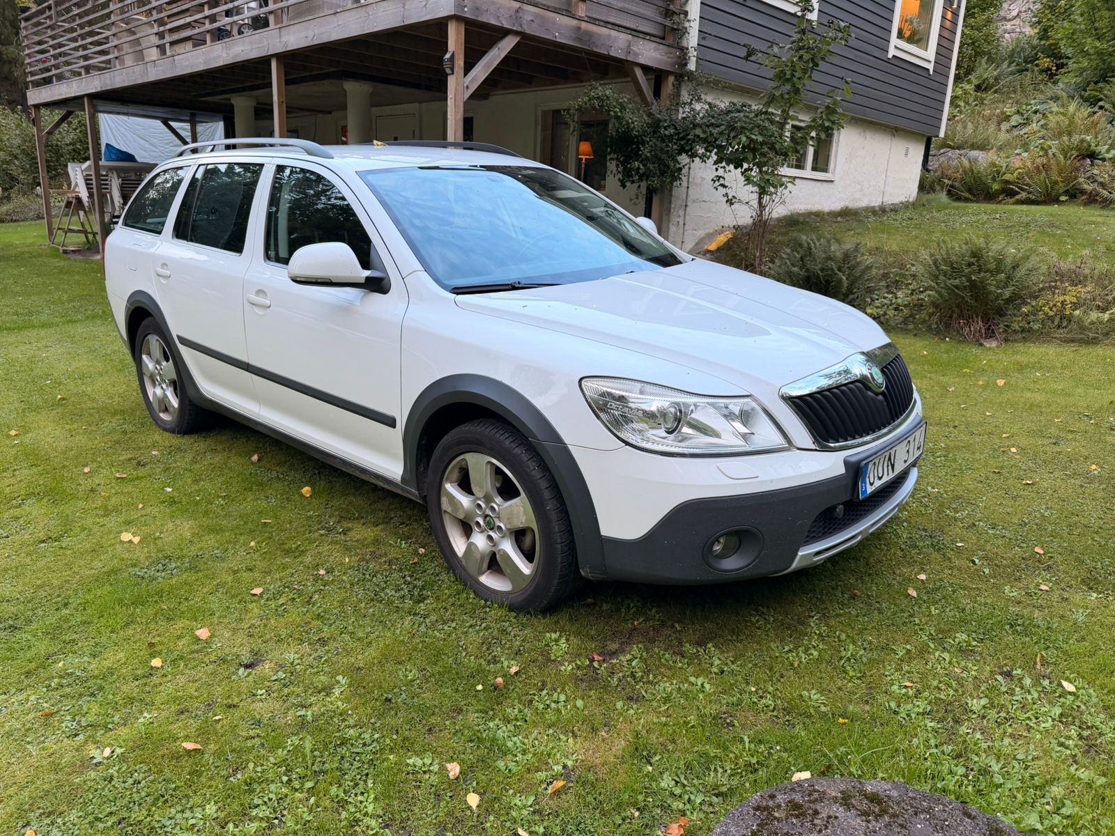 Skoda Octavia 2010, photo 3/4