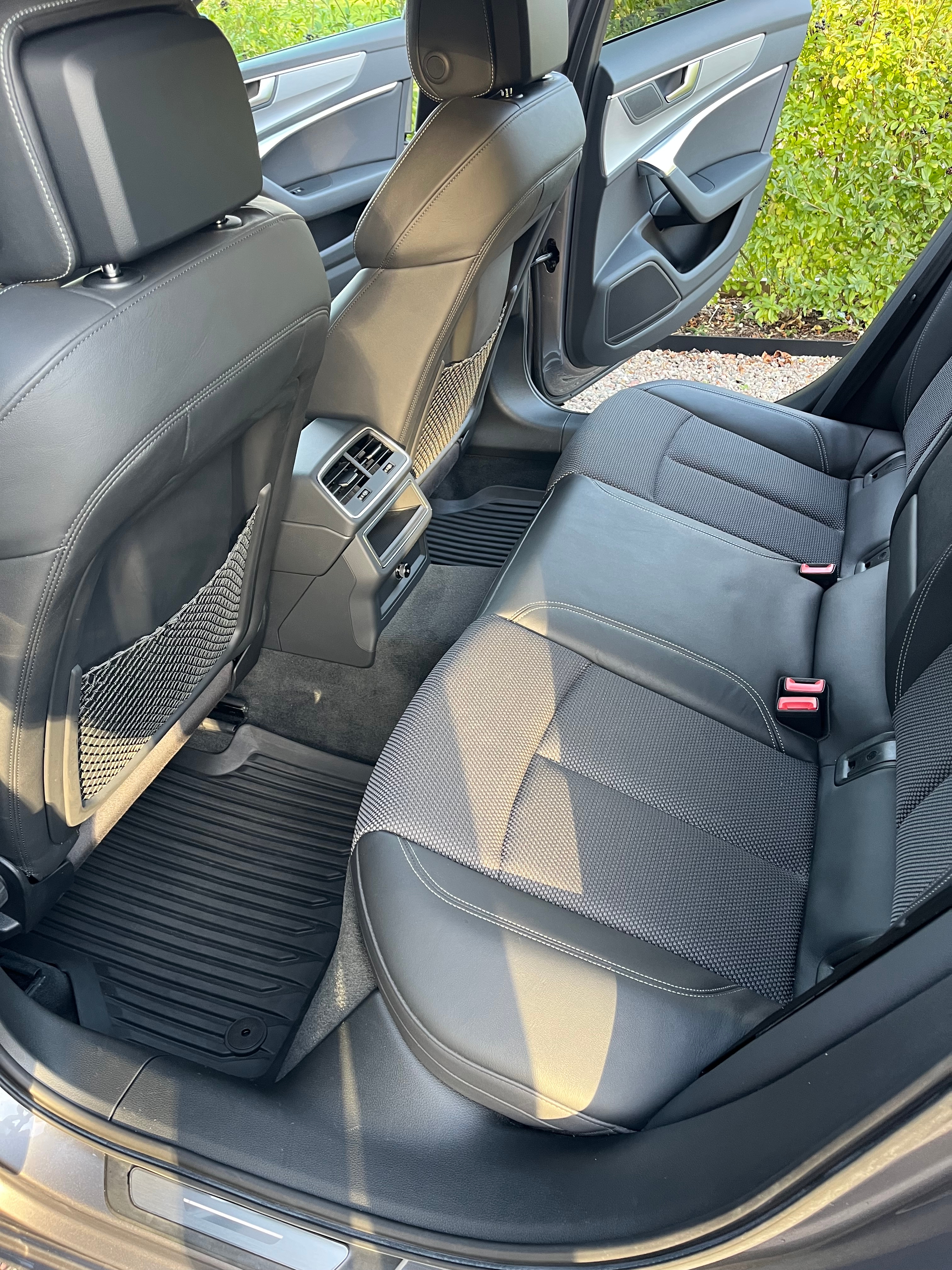 Audi A6 2020, photo 7/10