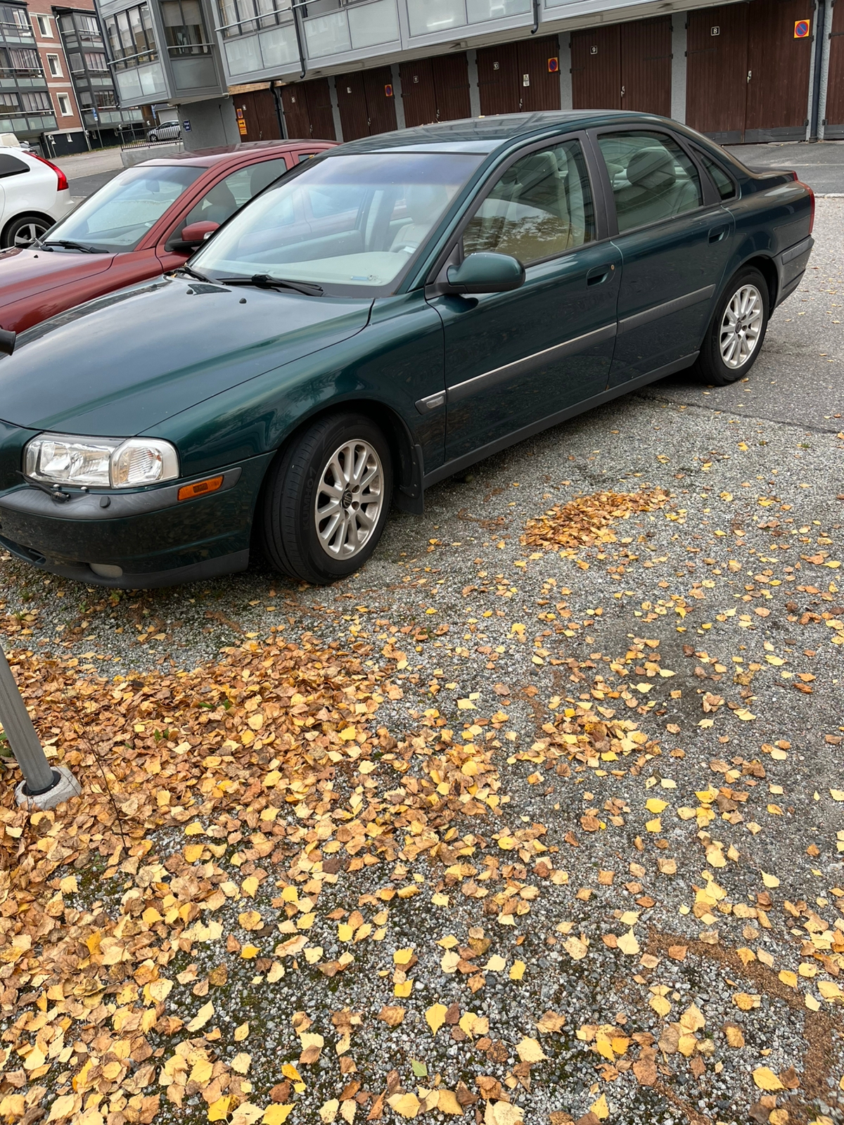 Volvo S80 2.4 Manuell 2001, bild 2/7
