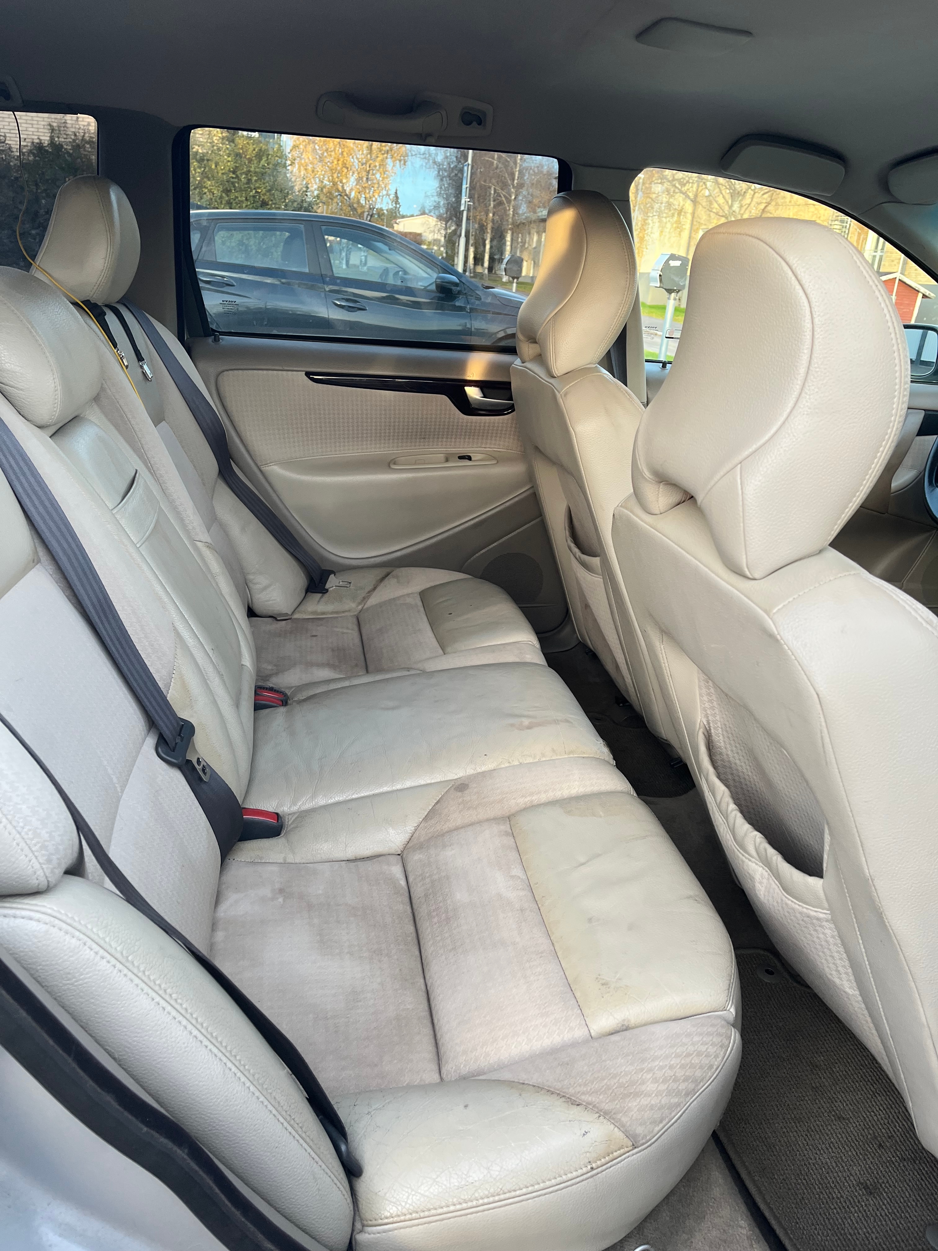 Volvo V70 2.5T AWD Automatisk 2004, bild 5/7