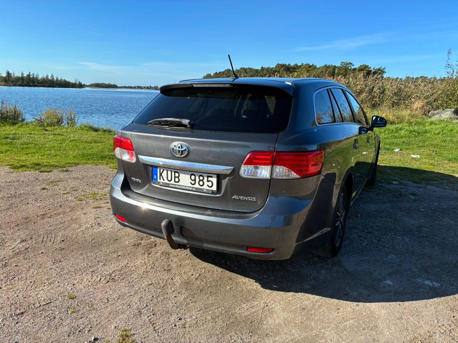 Toyota Avensis 2012, photo 4/9
