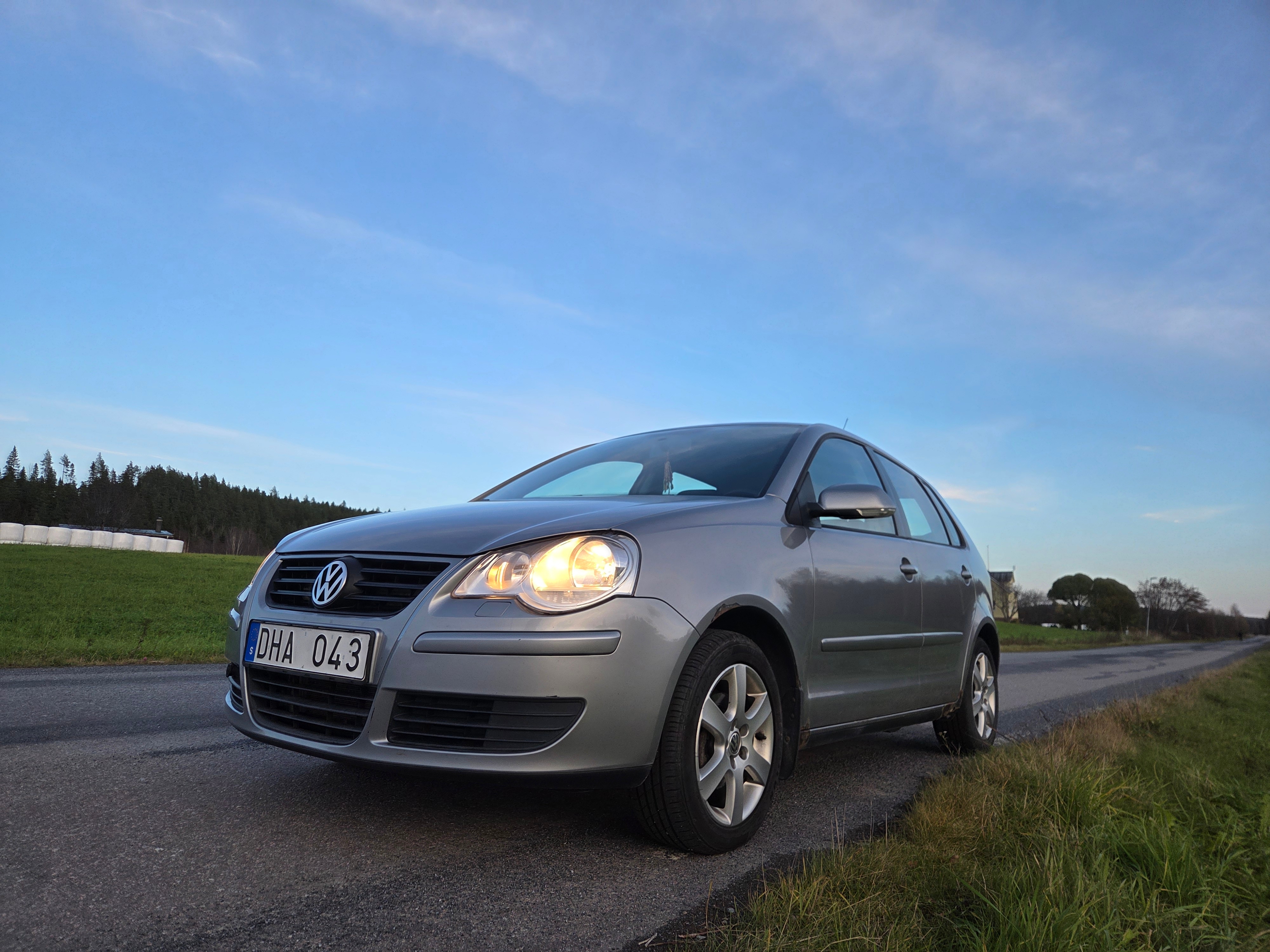 Volkswagen Polo 2008, kuva 4/10