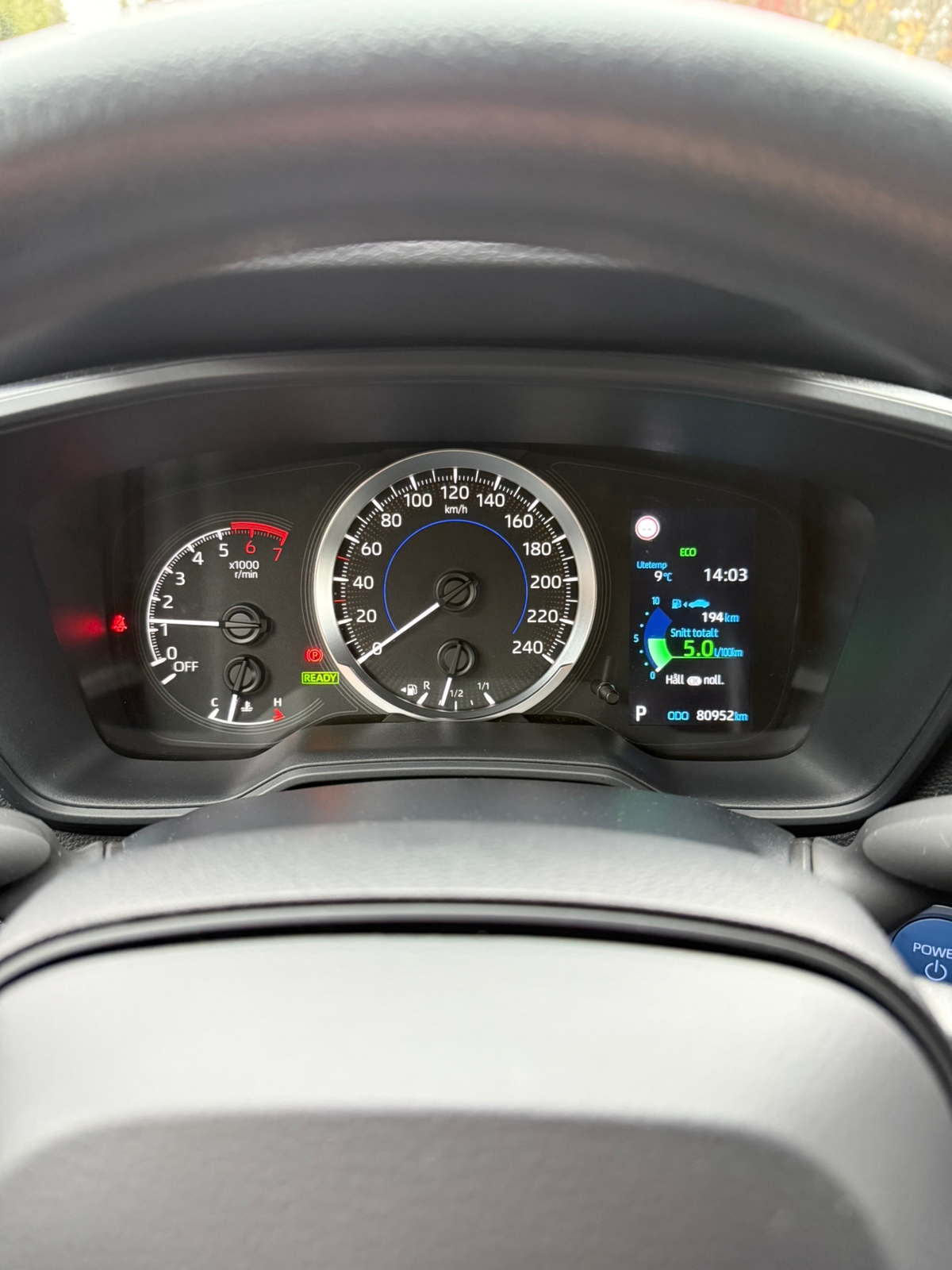 Toyota Corolla Hybrid e-CVT 2022, bild 6/10