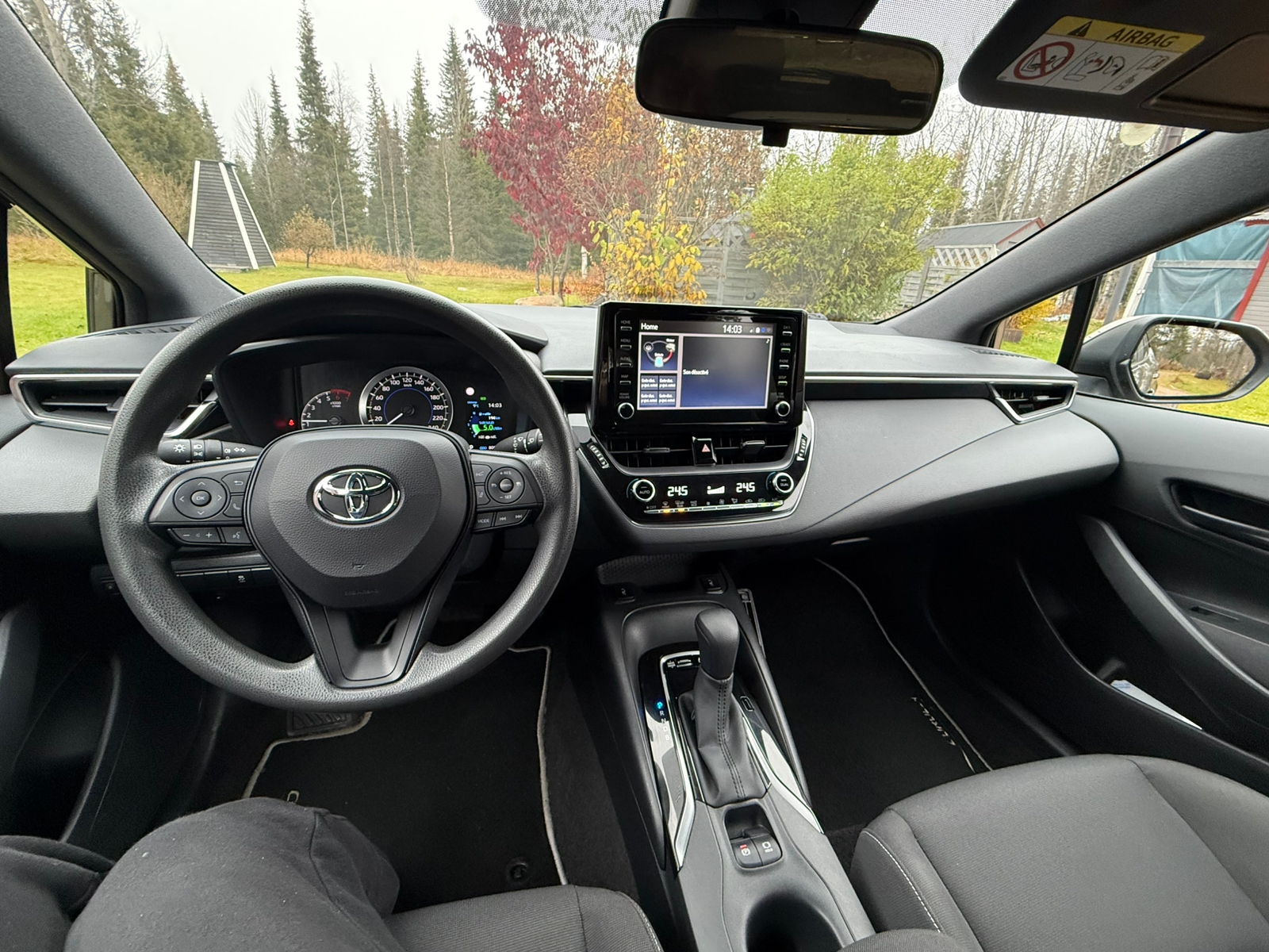 Toyota Corolla Hybrid e-CVT 2022, bild 7/10