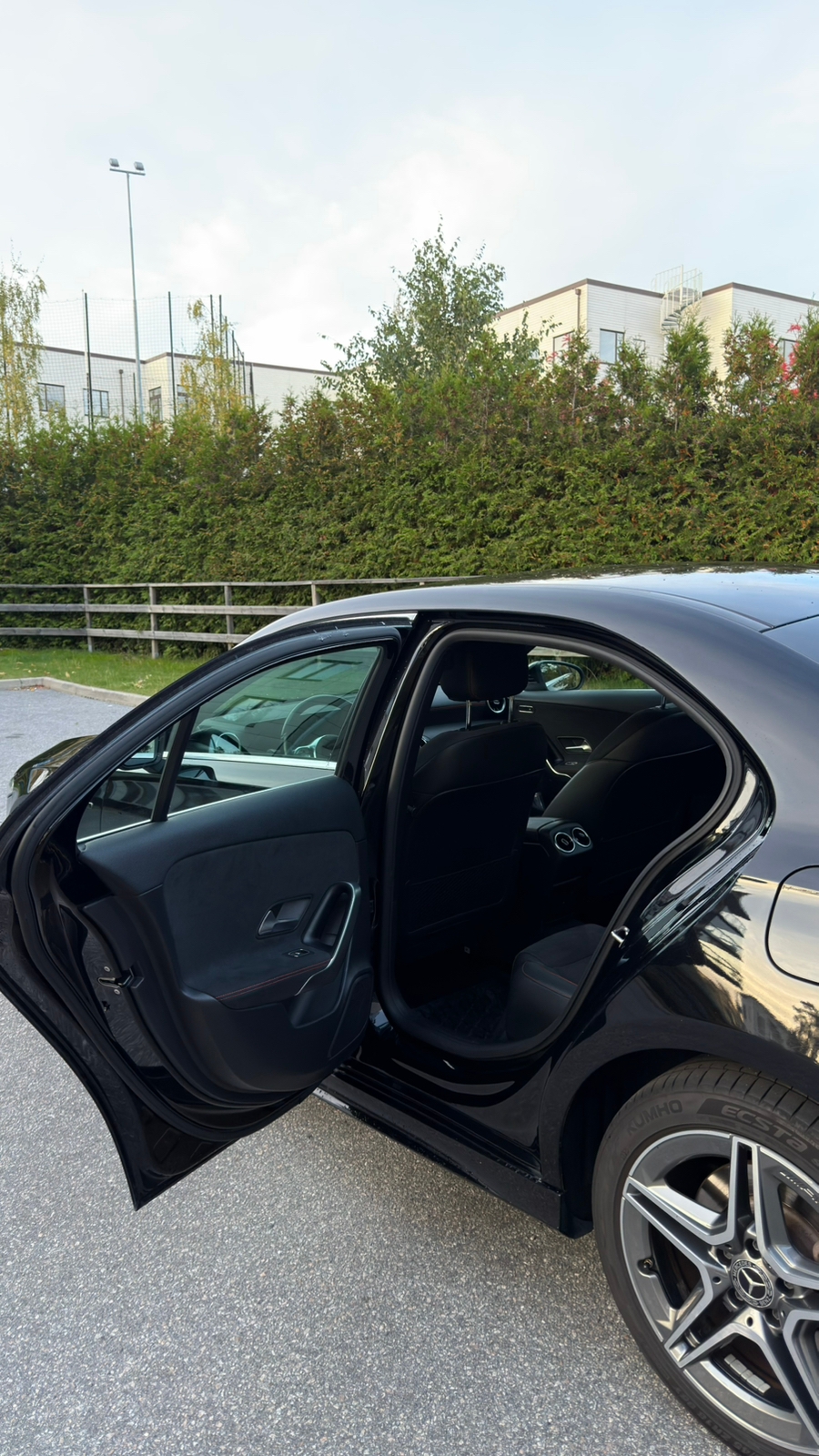 Mercedes-Benz A 250 e Sedan 8G-DCT 2021, photo 7/10