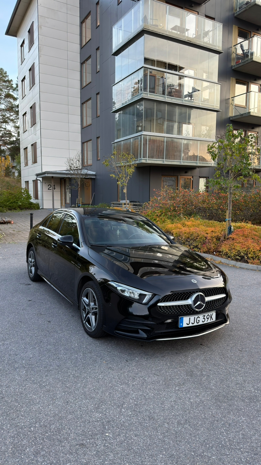 Mercedes-Benz A 250 e Sedan 8G-DCT 2021, photo 3/10