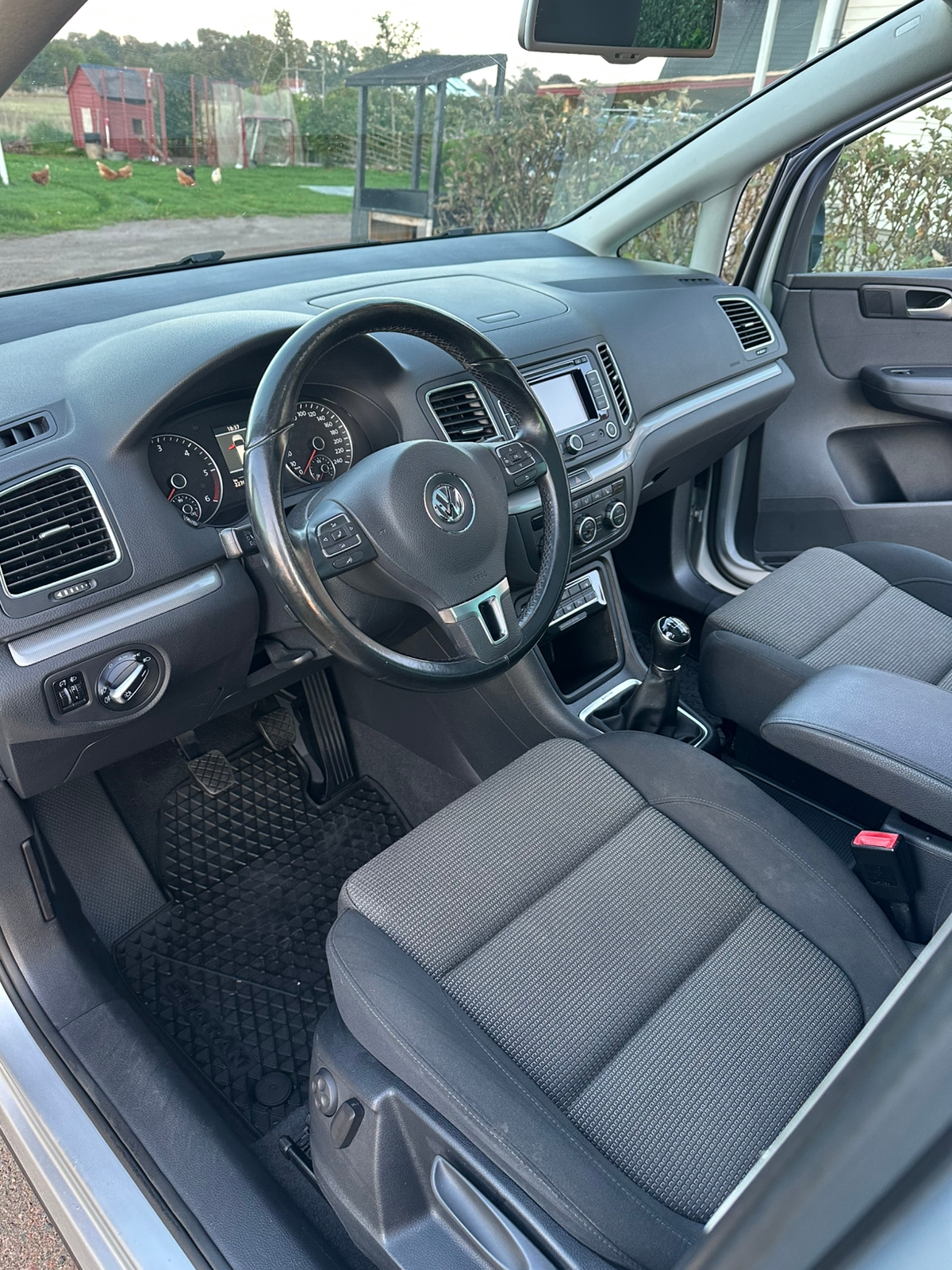 Volkswagen Sharan 2014, photo 6/10