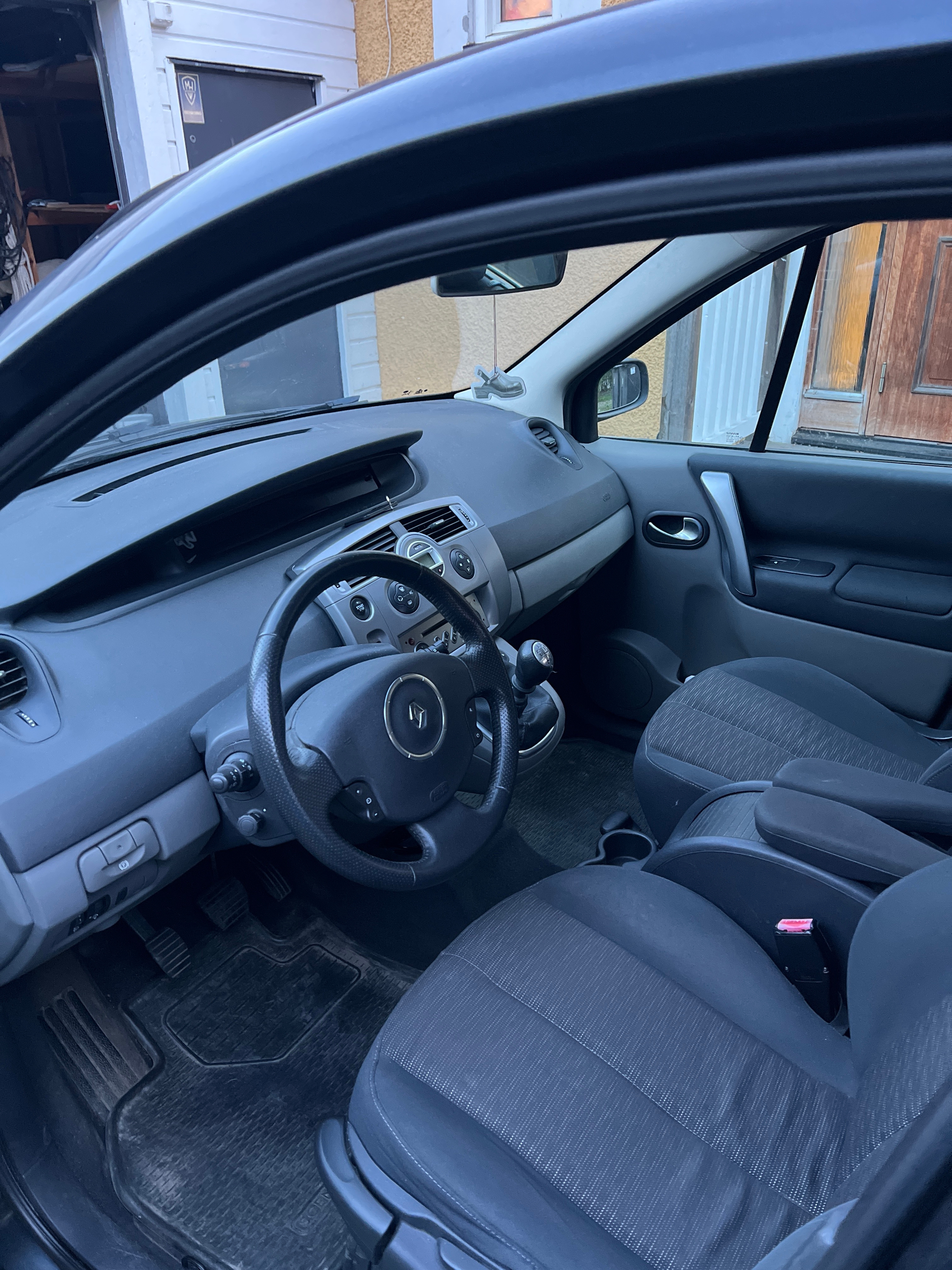 Renault Scenic II 1.6 Manuell 2008, bild 5/6