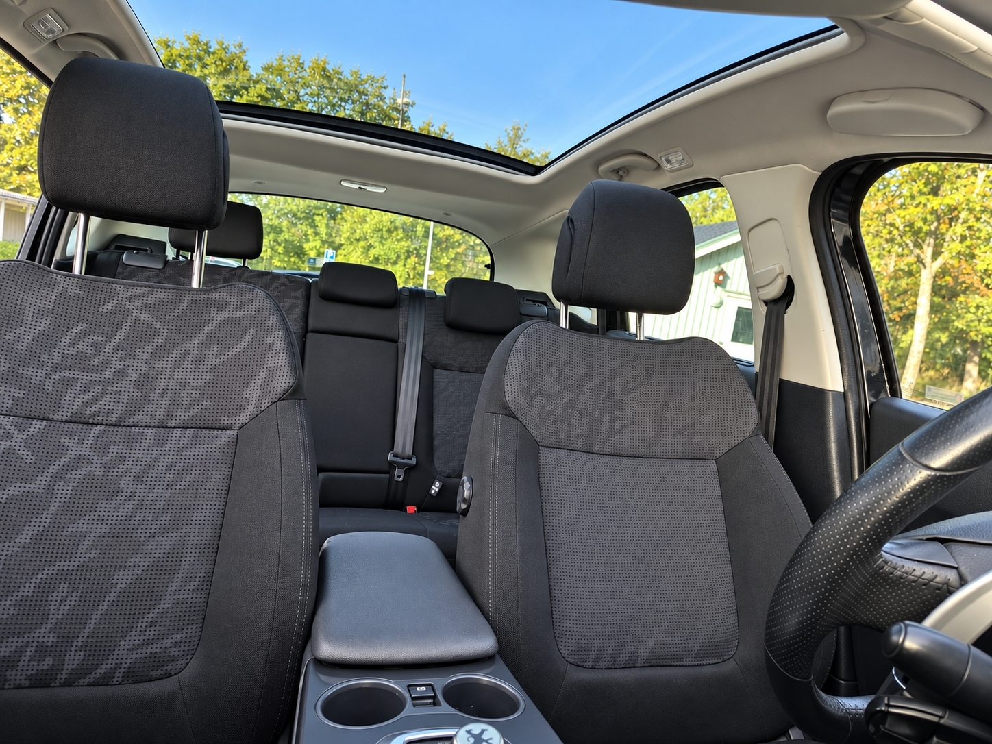 Peugeot 3008 1.6 HDi FAP EGS 2010, photo 5/7