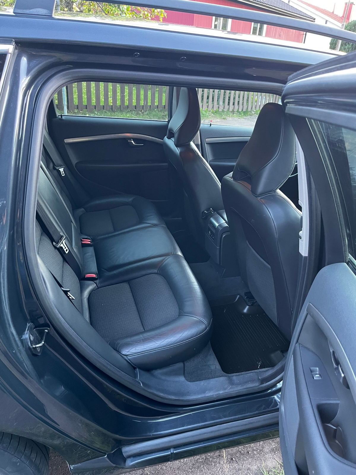 Volvo V70 D5 AWD Geartronic 2011, bild 7/10